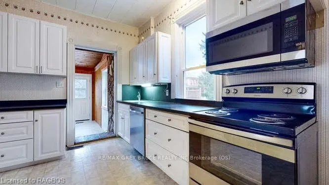 550 10TH STREET A WEST
