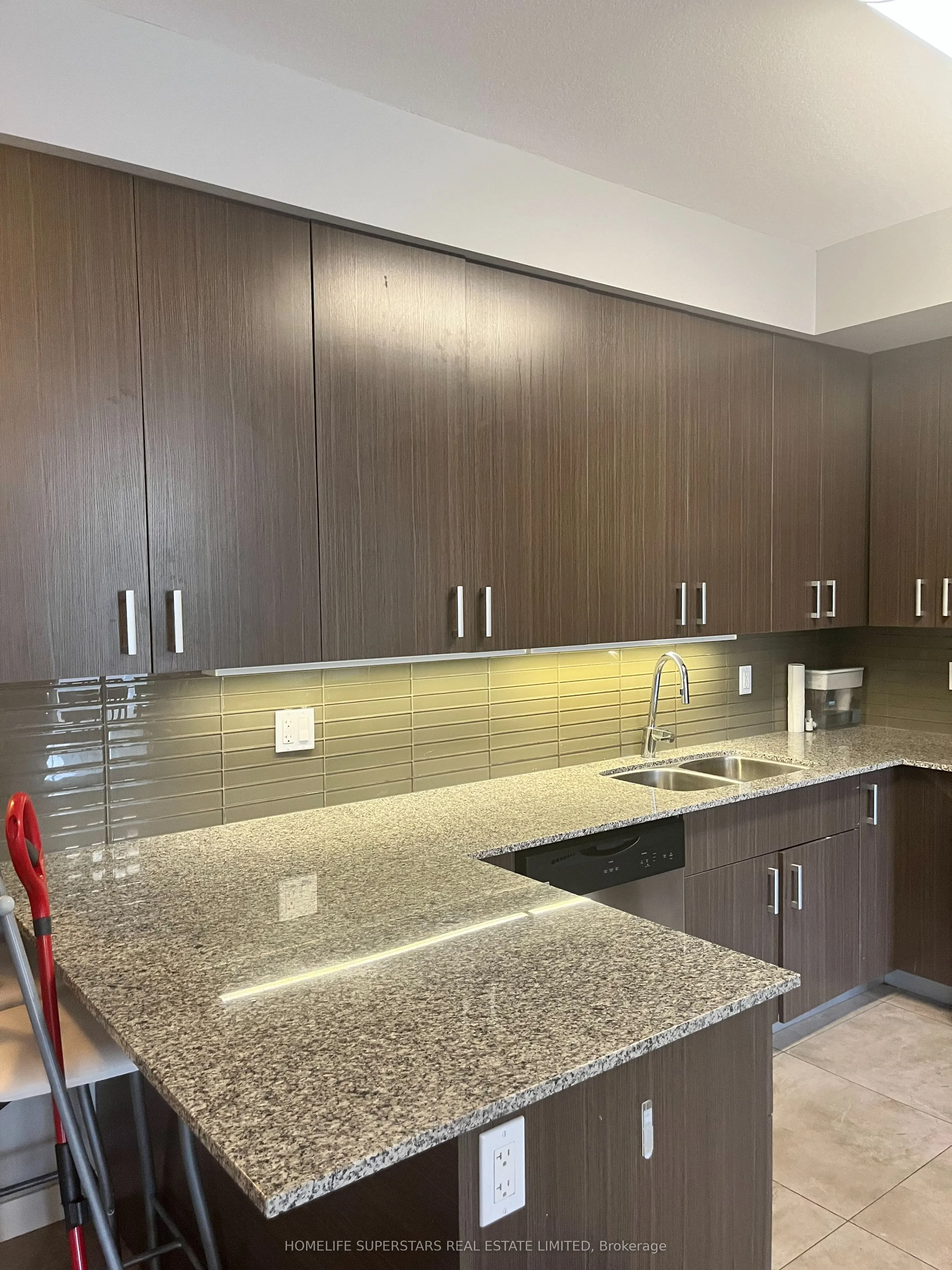 62 Balsam Street, #T101
