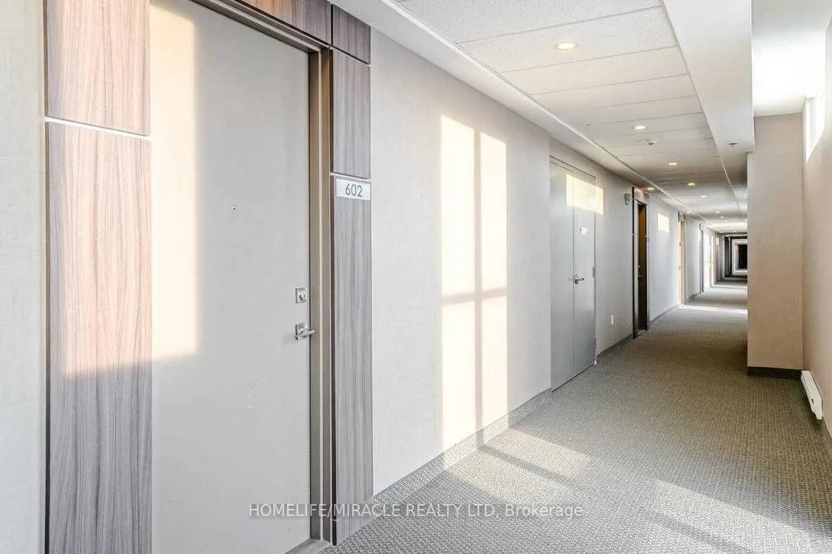 560 North Service Road #602