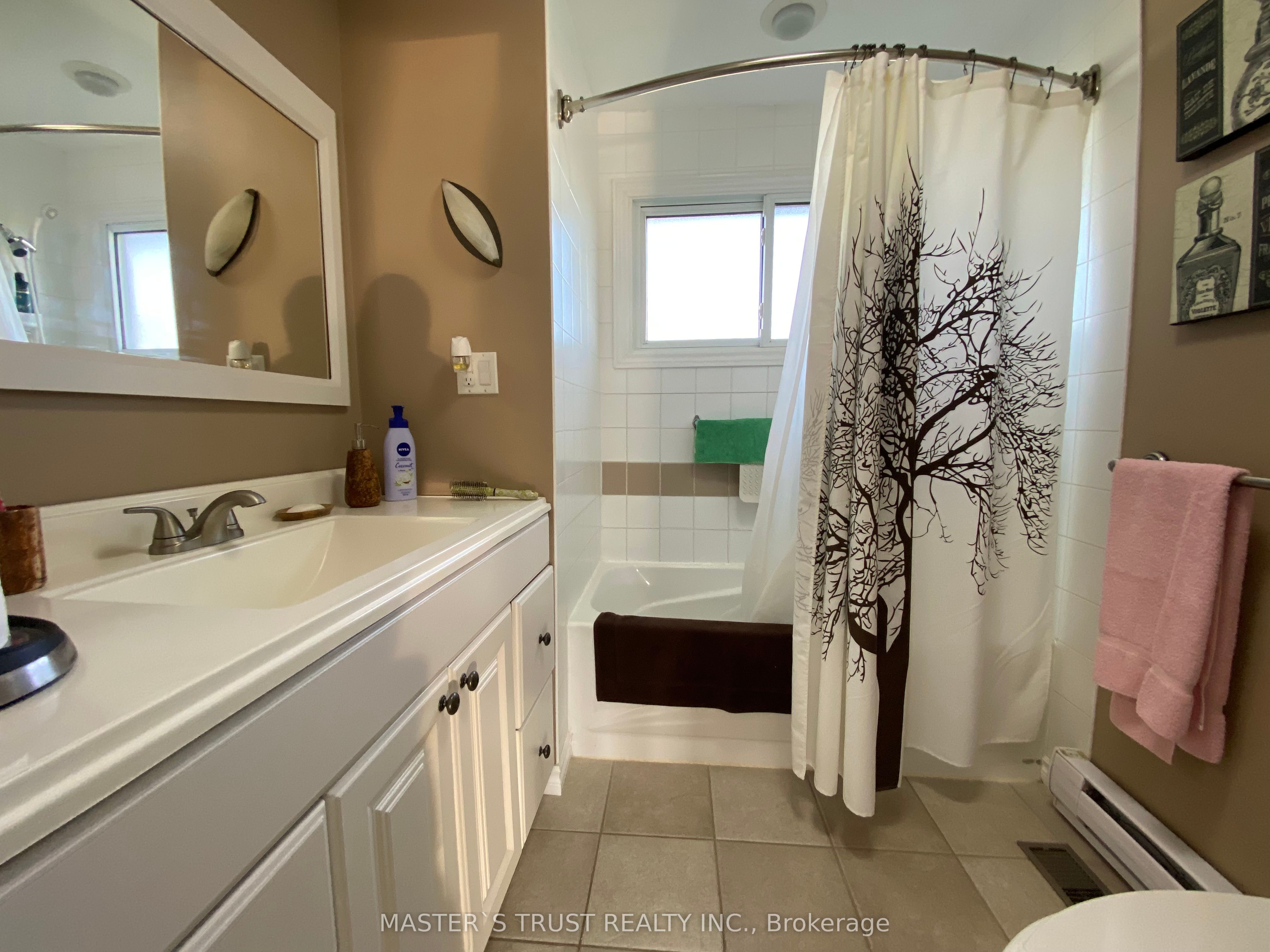 4099 Niagara Parkway