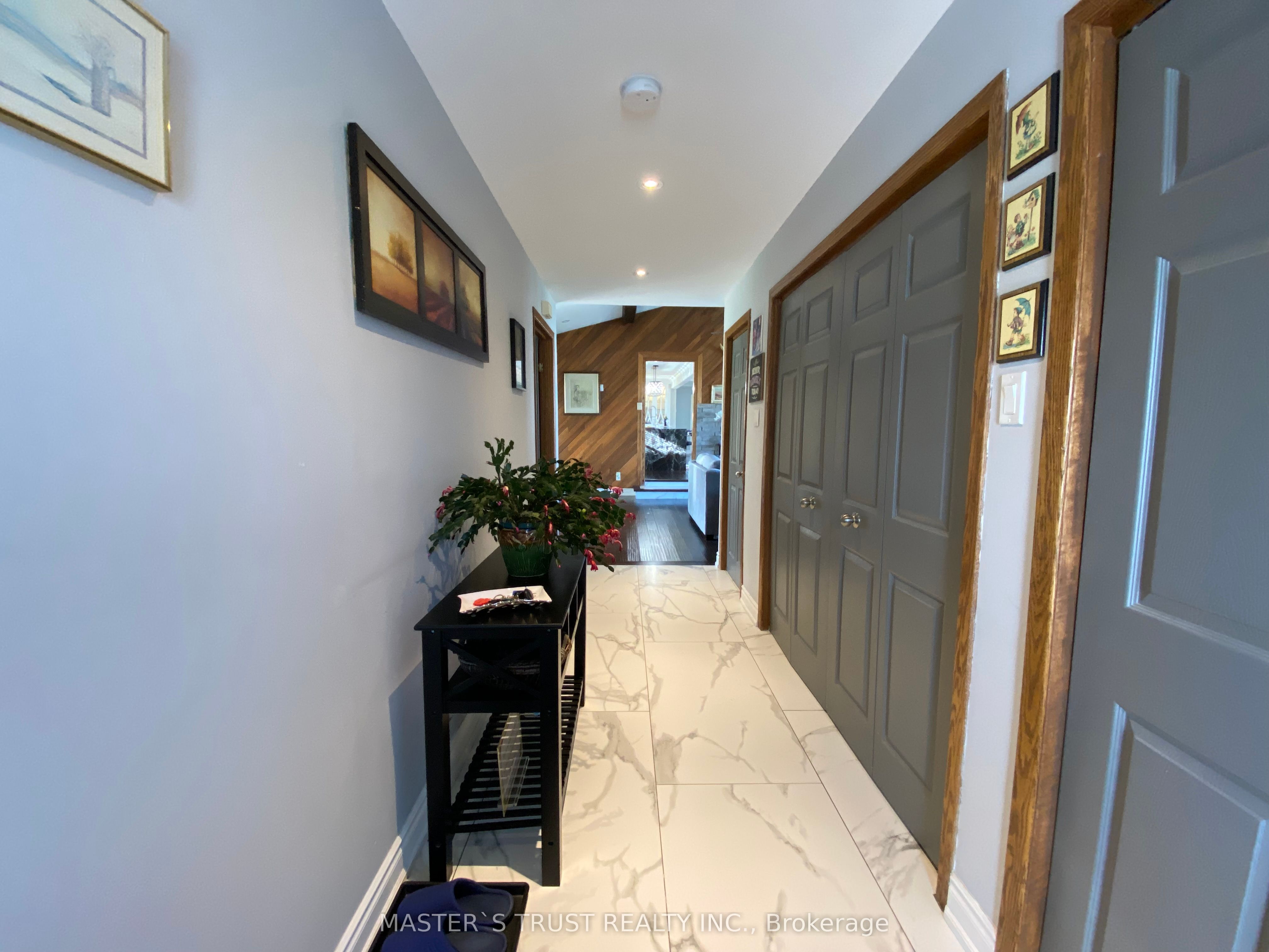 4099 Niagara Parkway