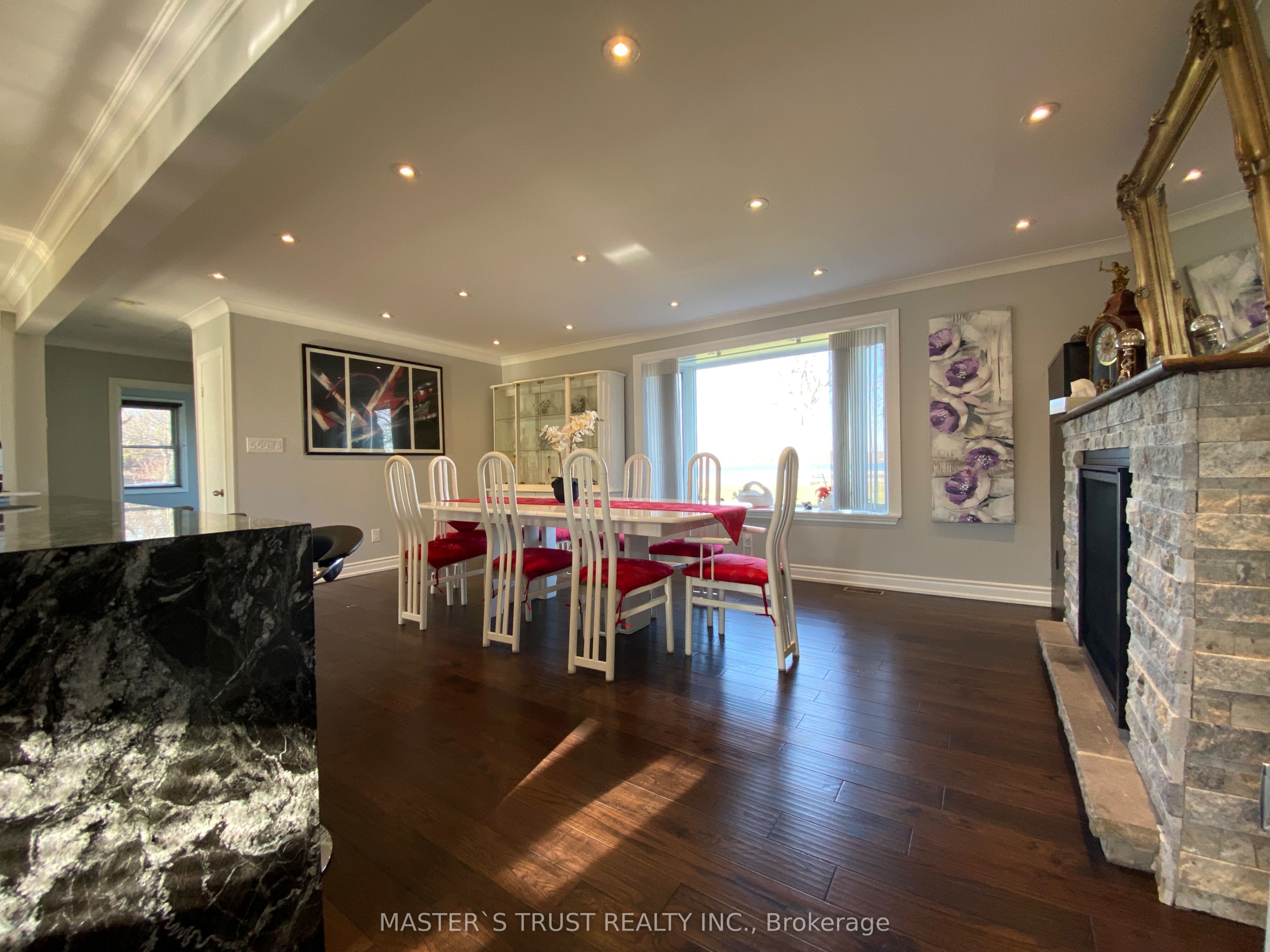 4099 Niagara Parkway