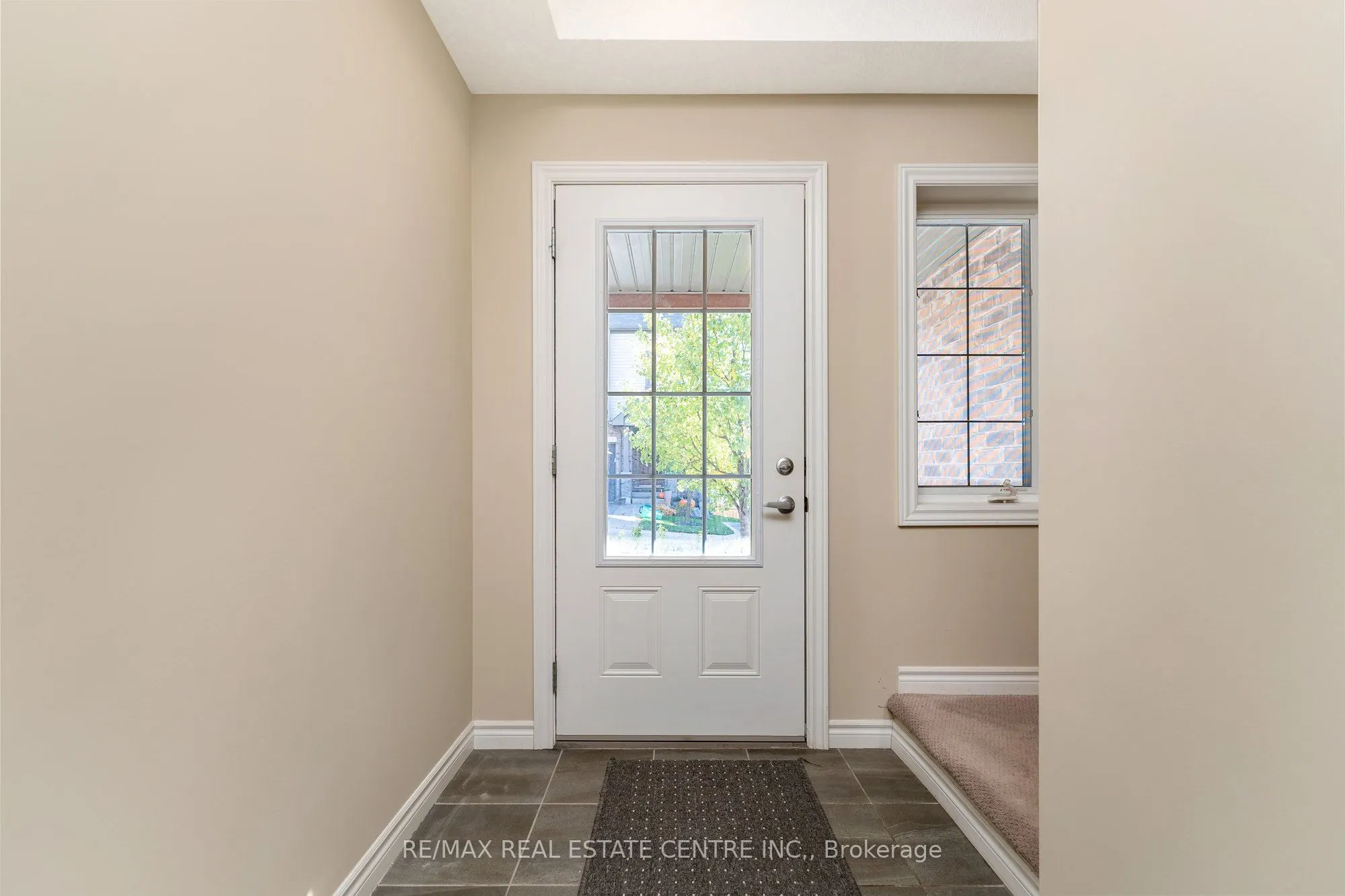 16 Guthrie Lane, #18
