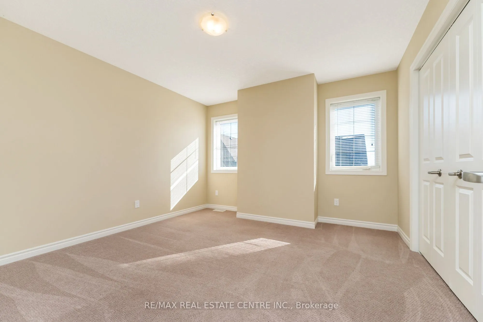 16 Guthrie Lane, #18