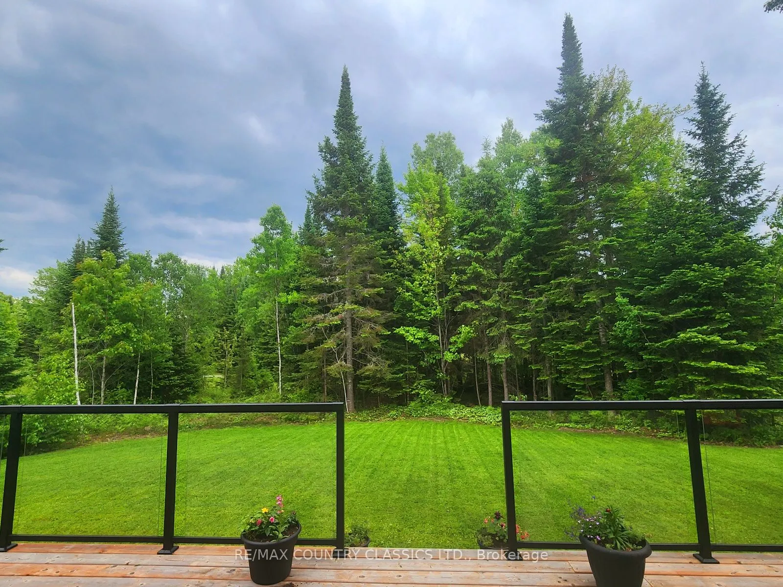 8 Bancroft Ridge Drive