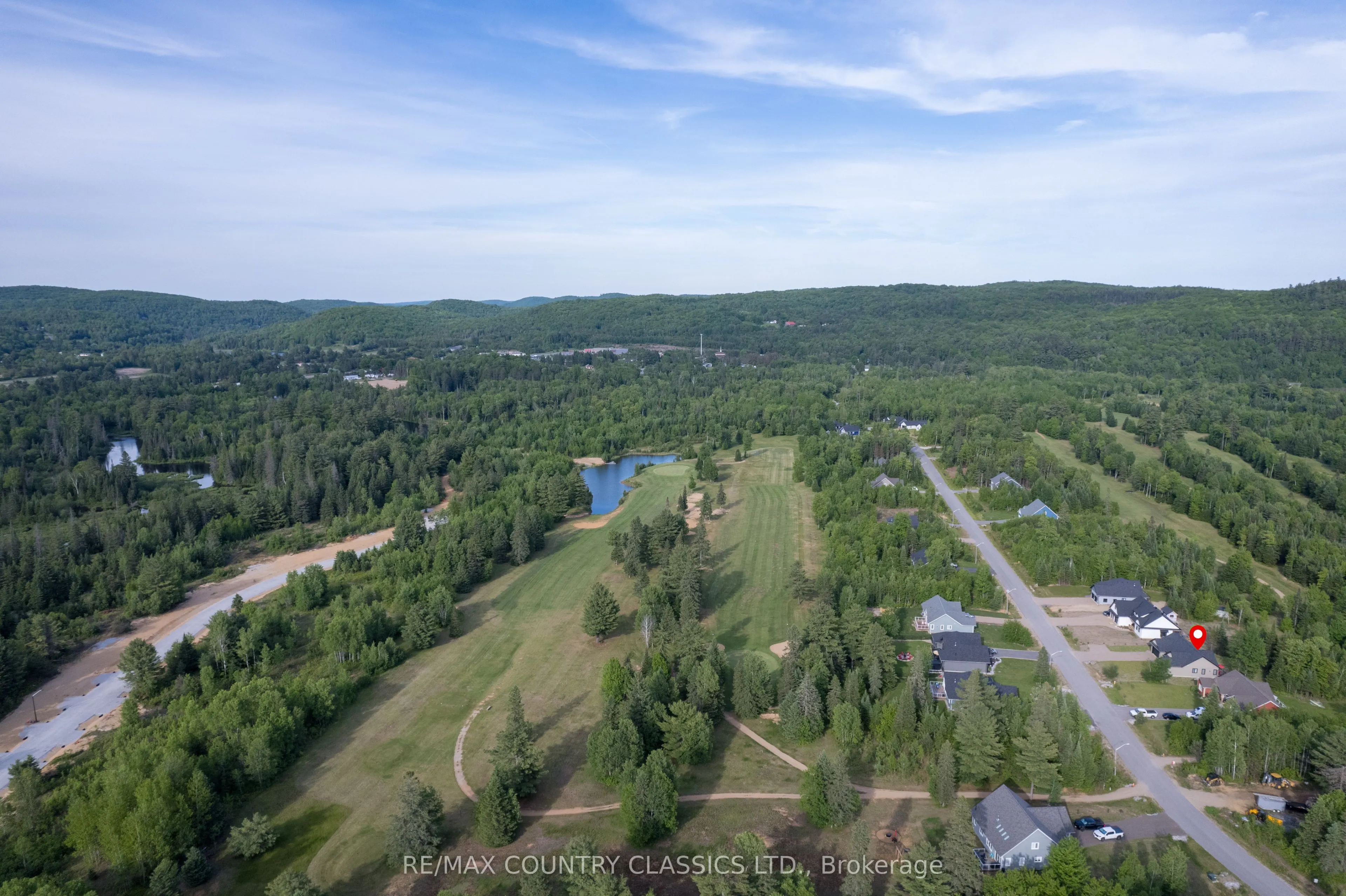 8 Bancroft Ridge Drive