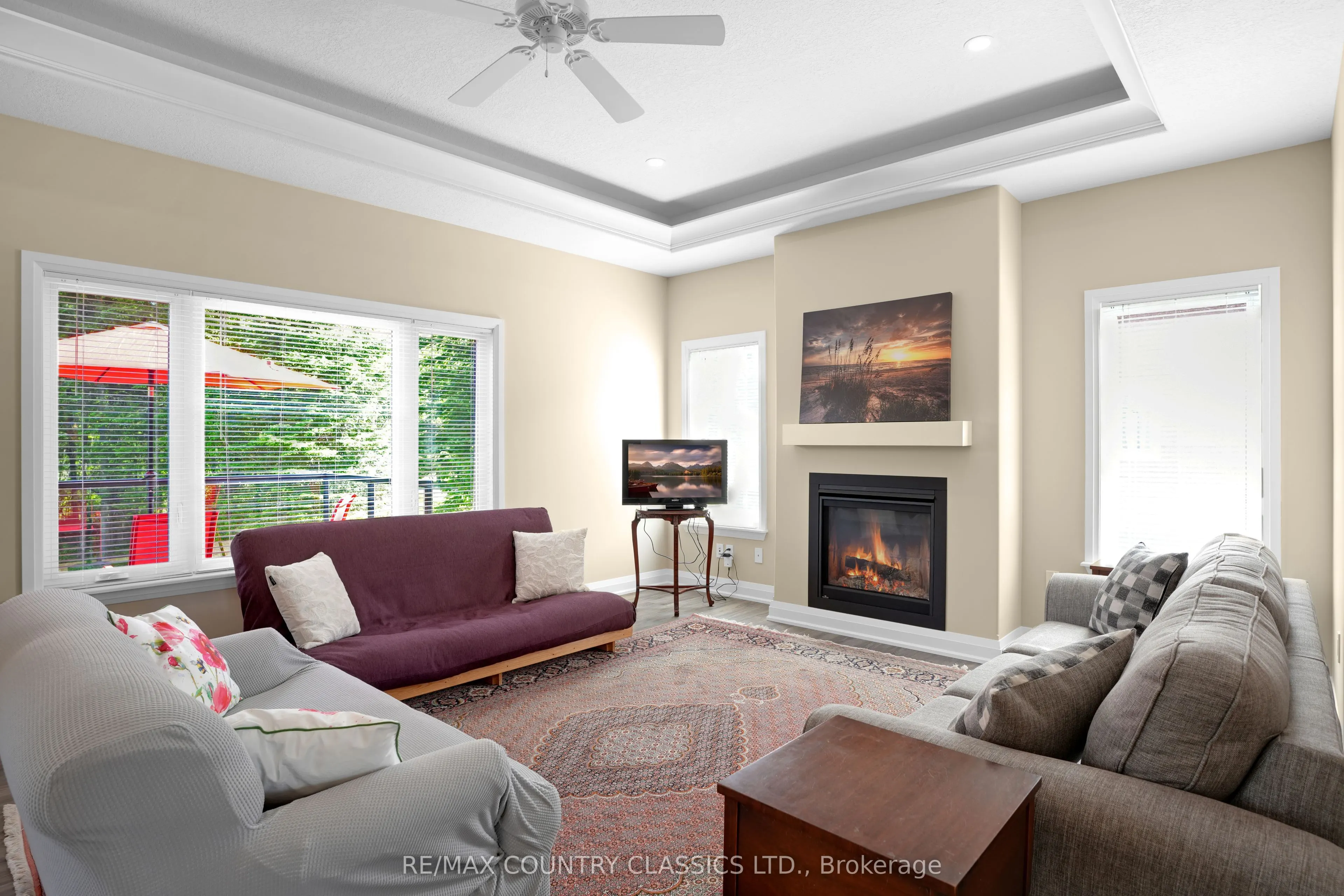 8 Bancroft Ridge Drive