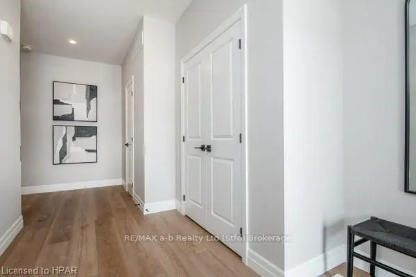 6 DIAMOND Street
