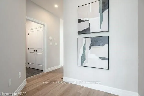 6 DIAMOND Street