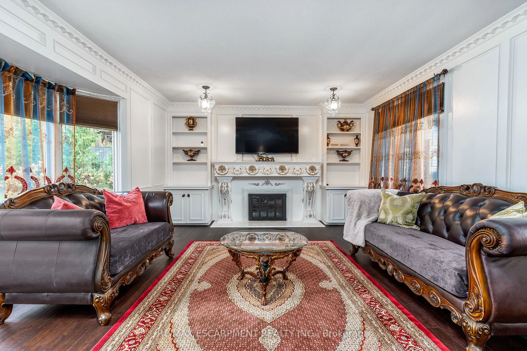 28 STONEGATE Drive
