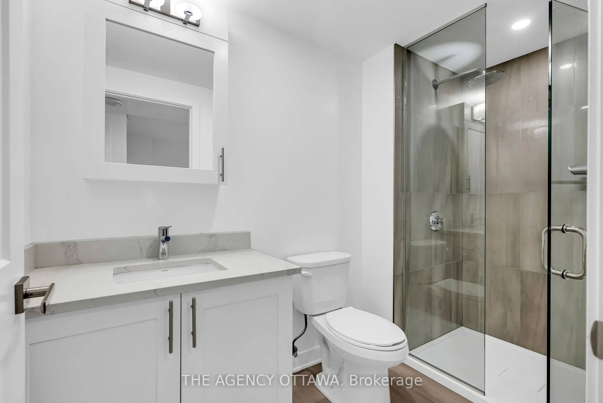 340 QUEEN Street #306