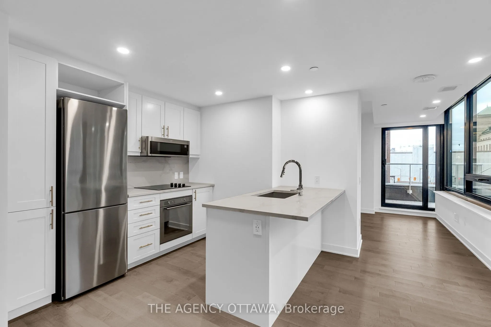 340 QUEEN Street #306