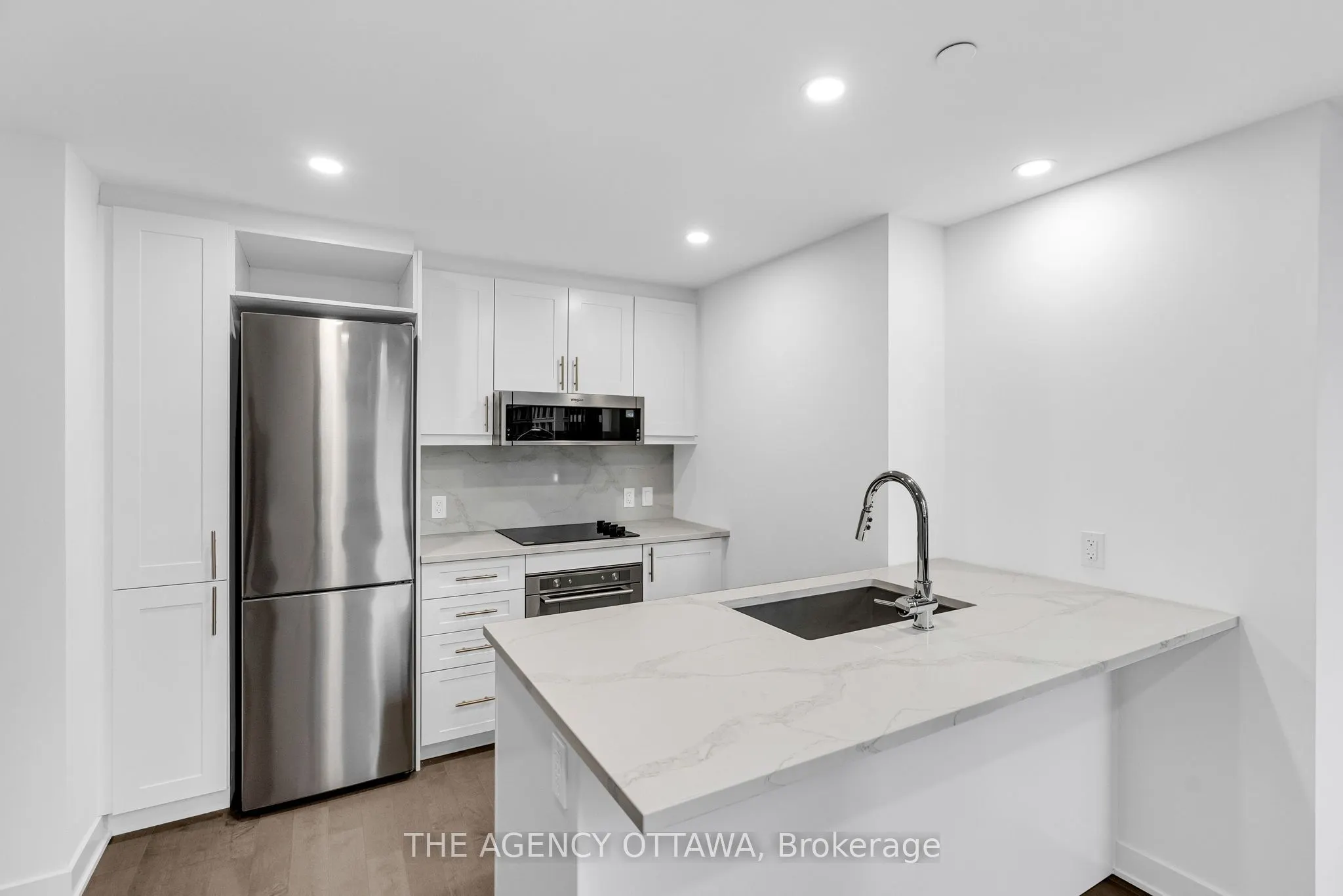 340 QUEEN Street #306