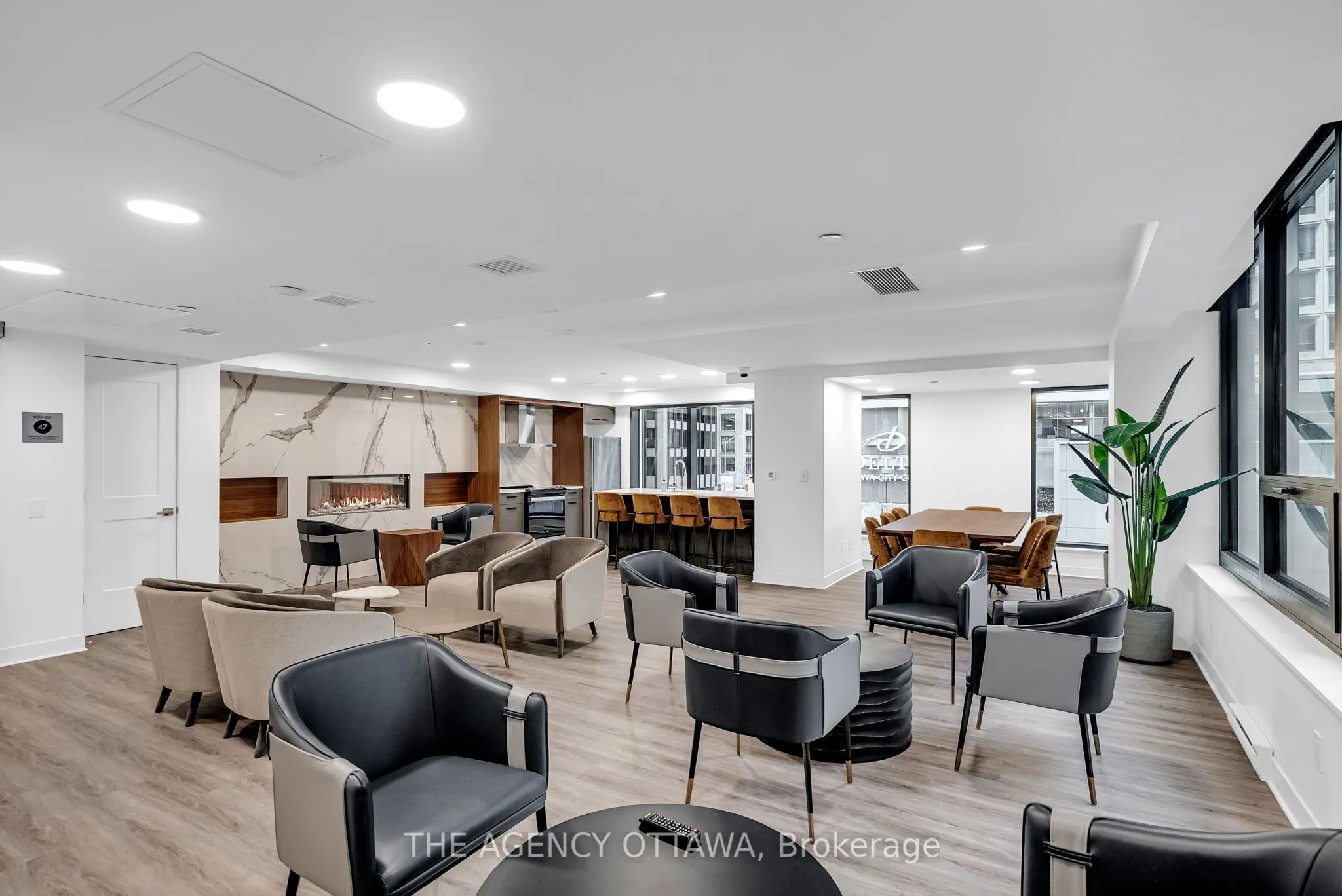 340 QUEEN Street #306