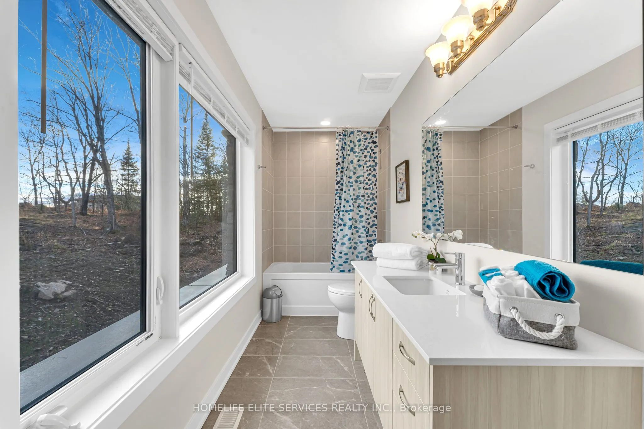 1008 Napier Court