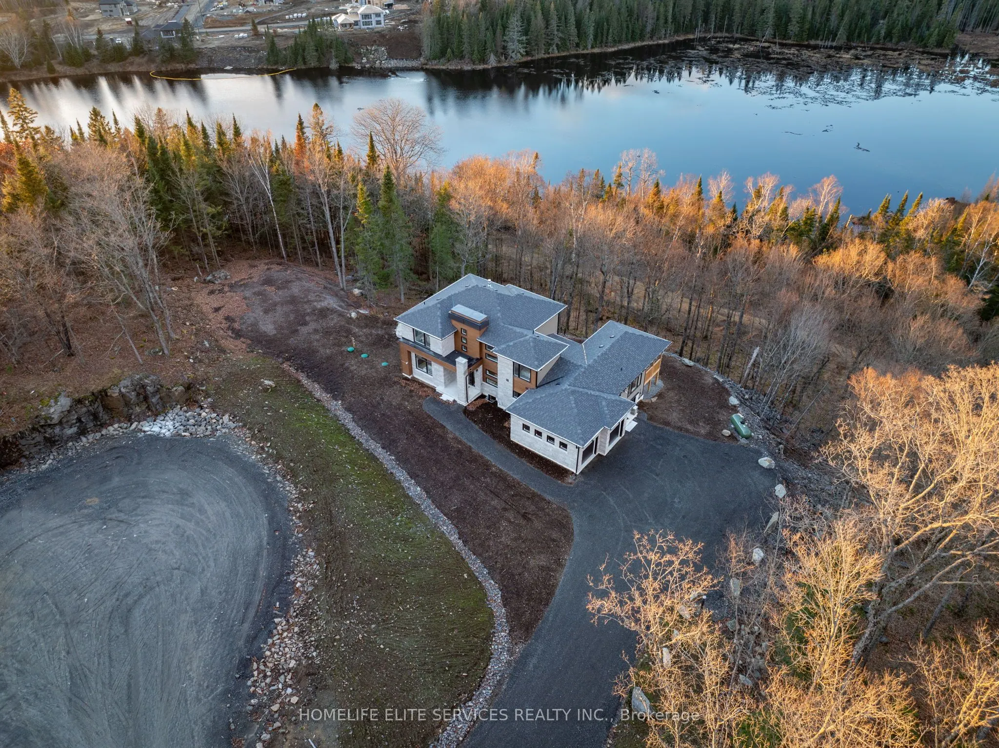 1008 Napier Court