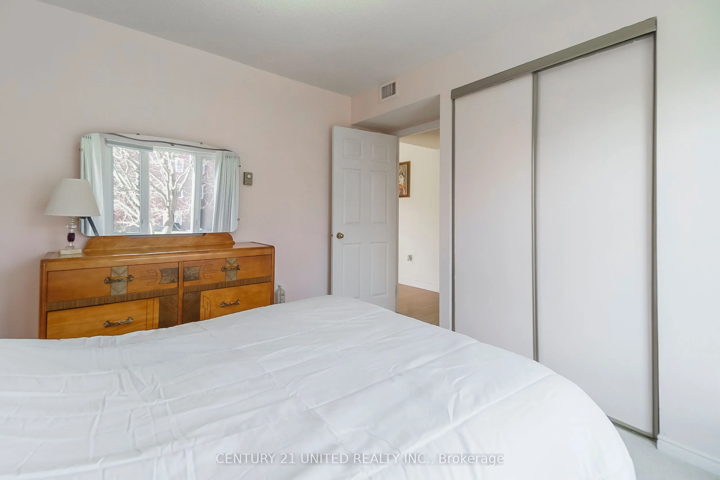 1 Heritage Way #207