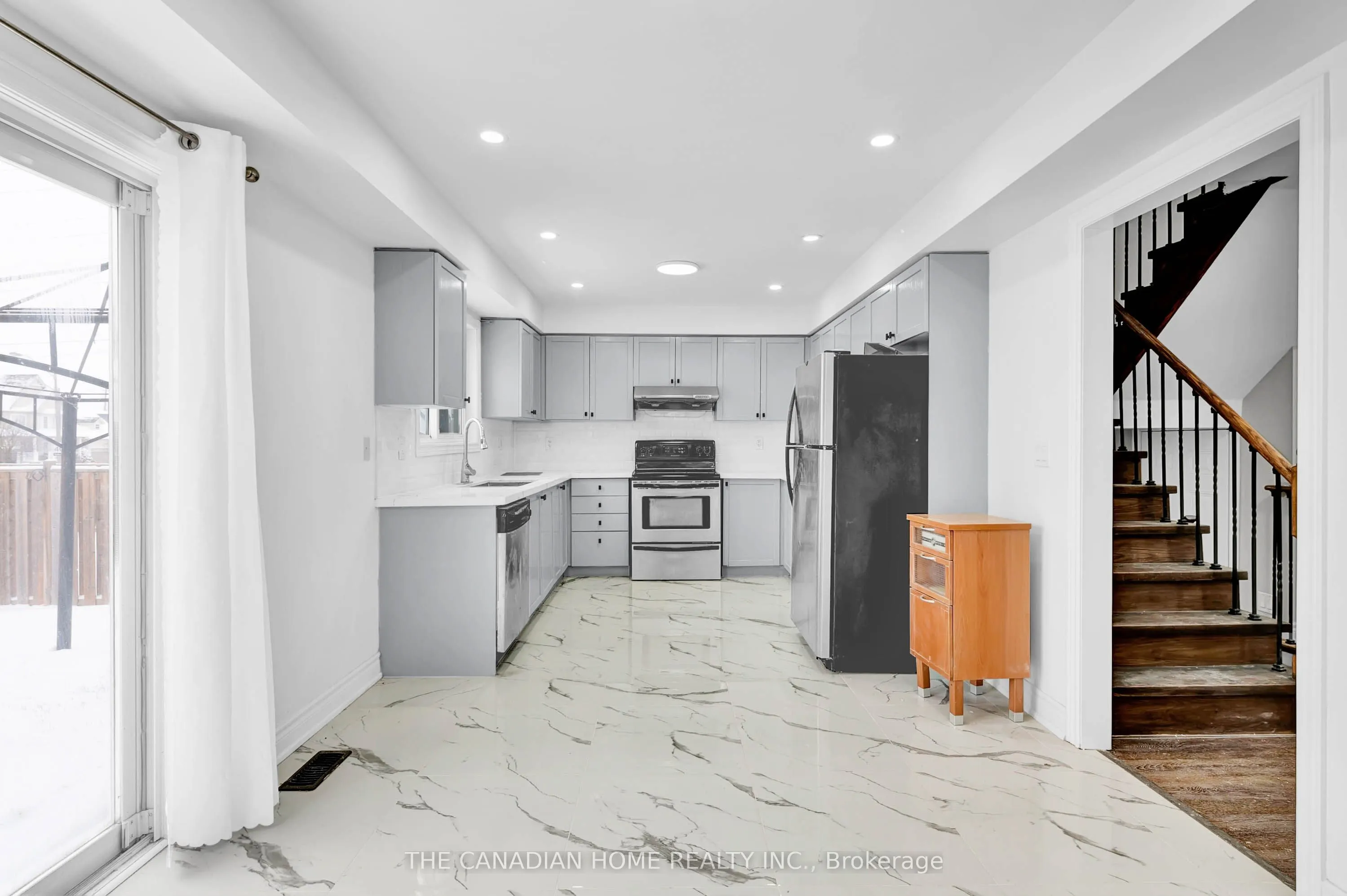 415 Orvis Crescent
