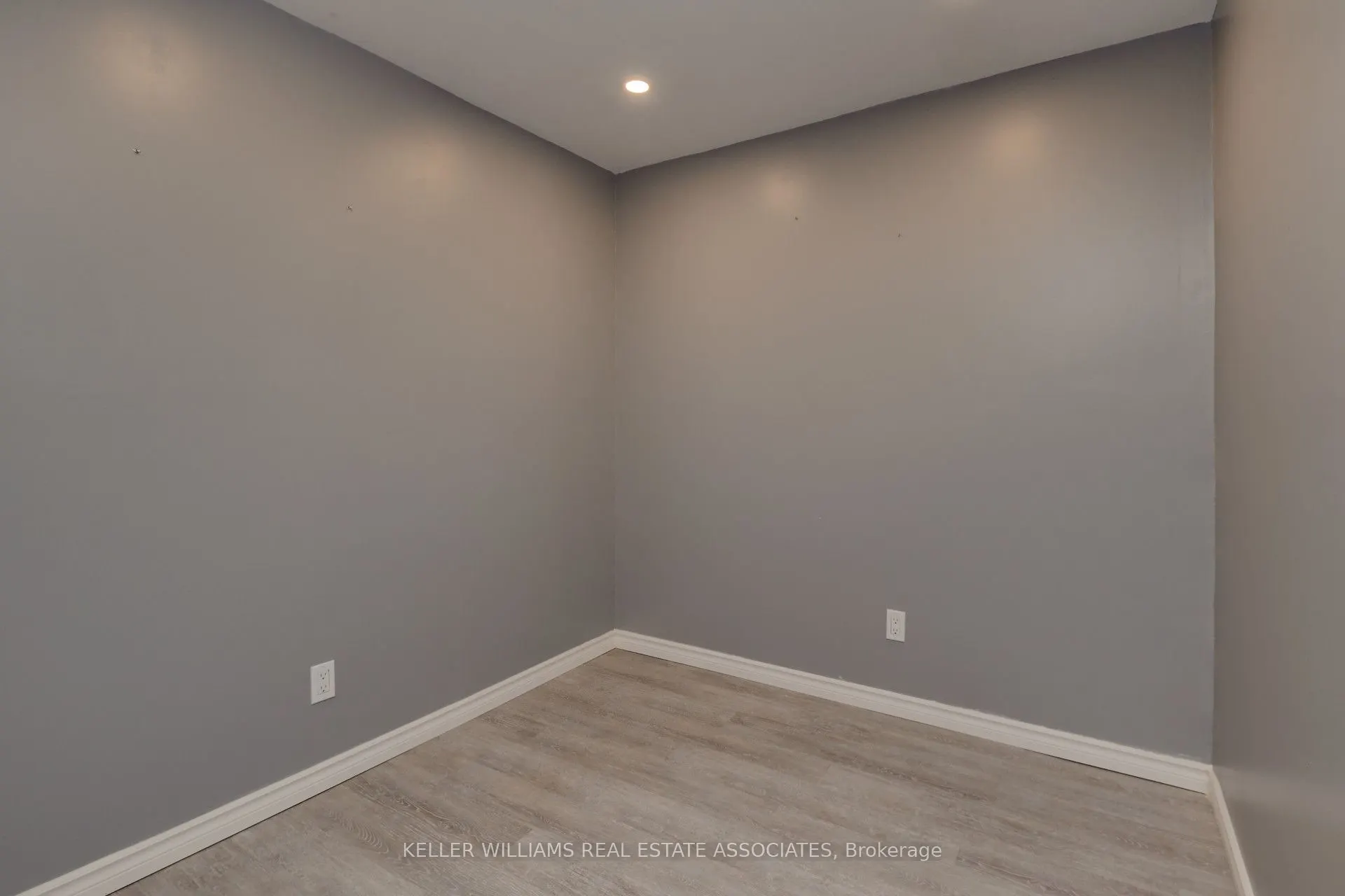41 Ravine Drive