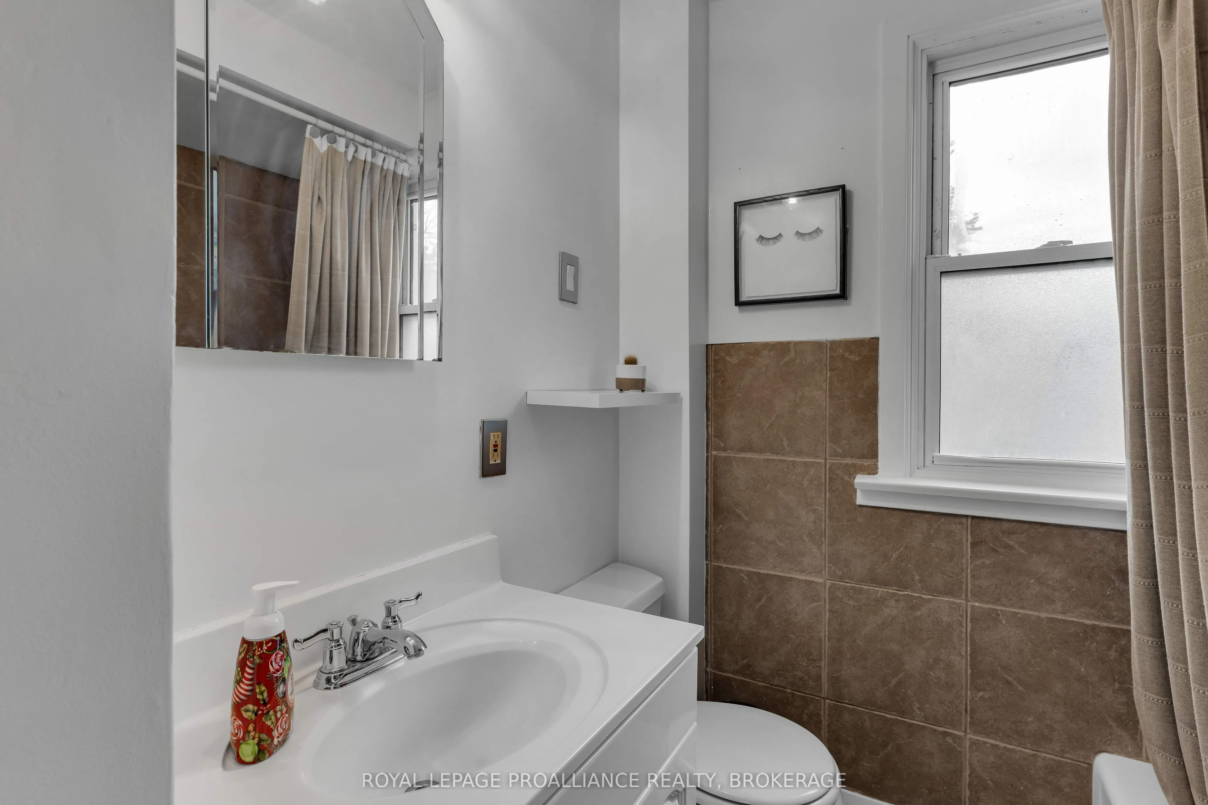 951 Sydenham Road
