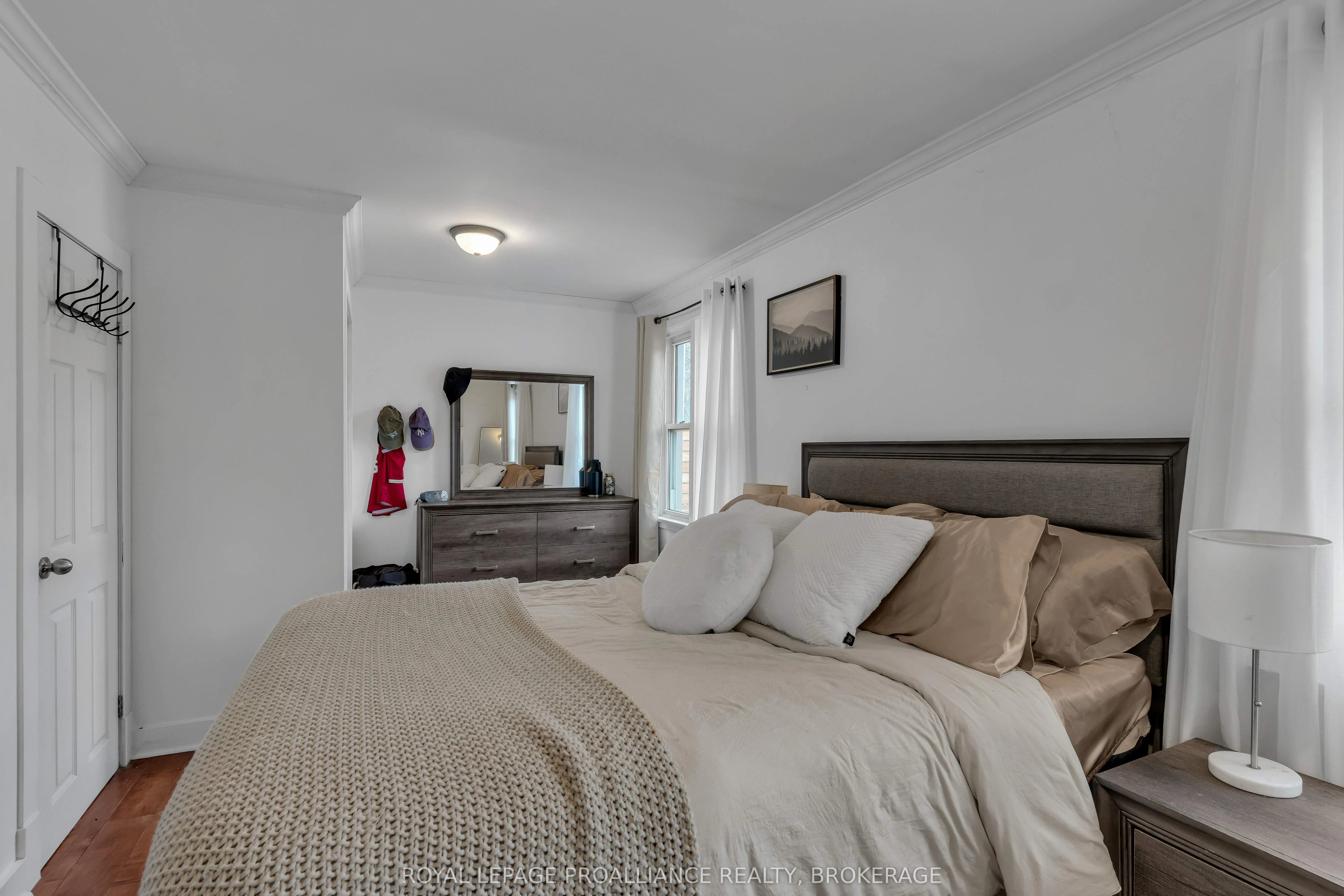 951 Sydenham Road