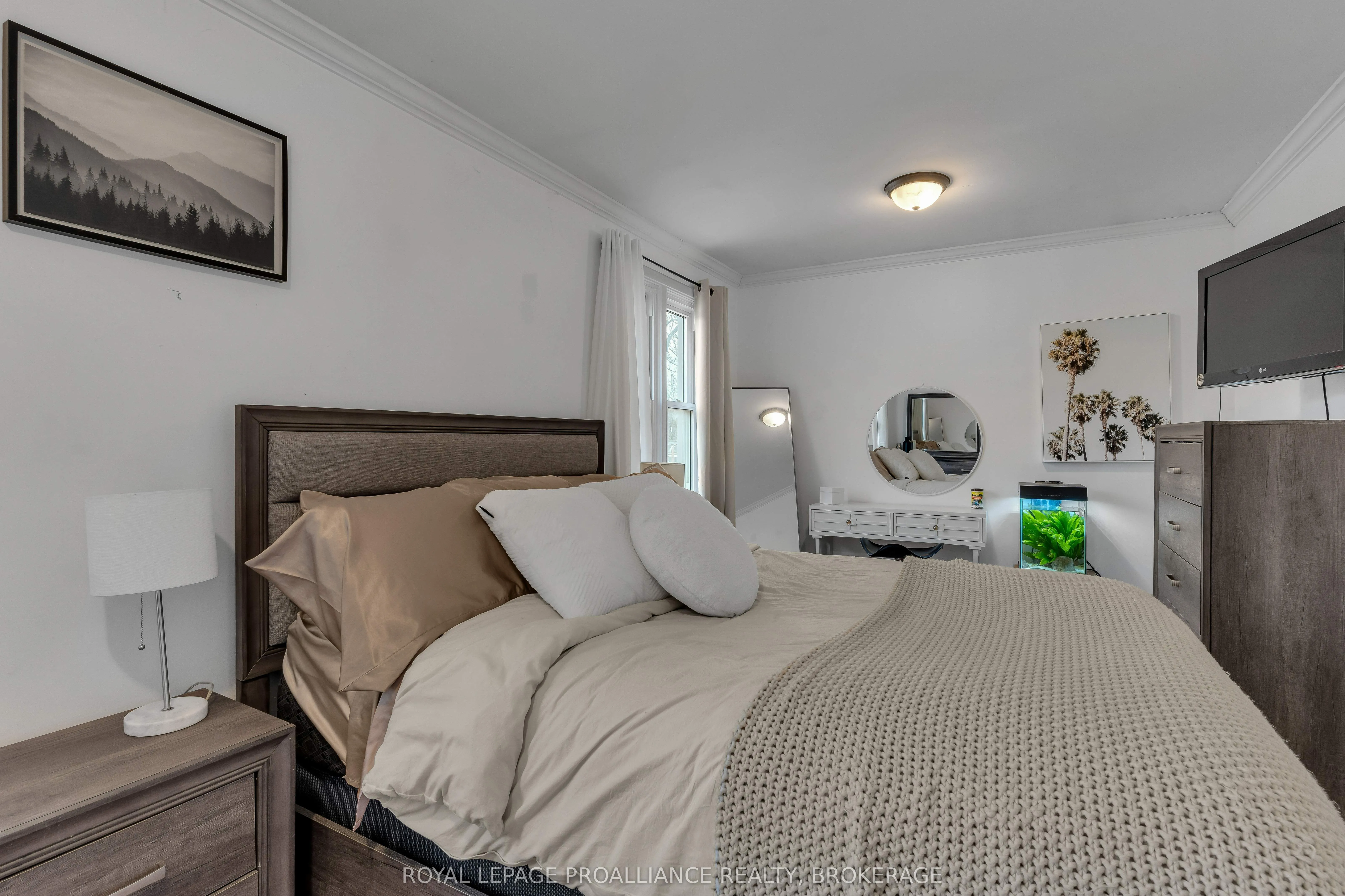 951 Sydenham Road