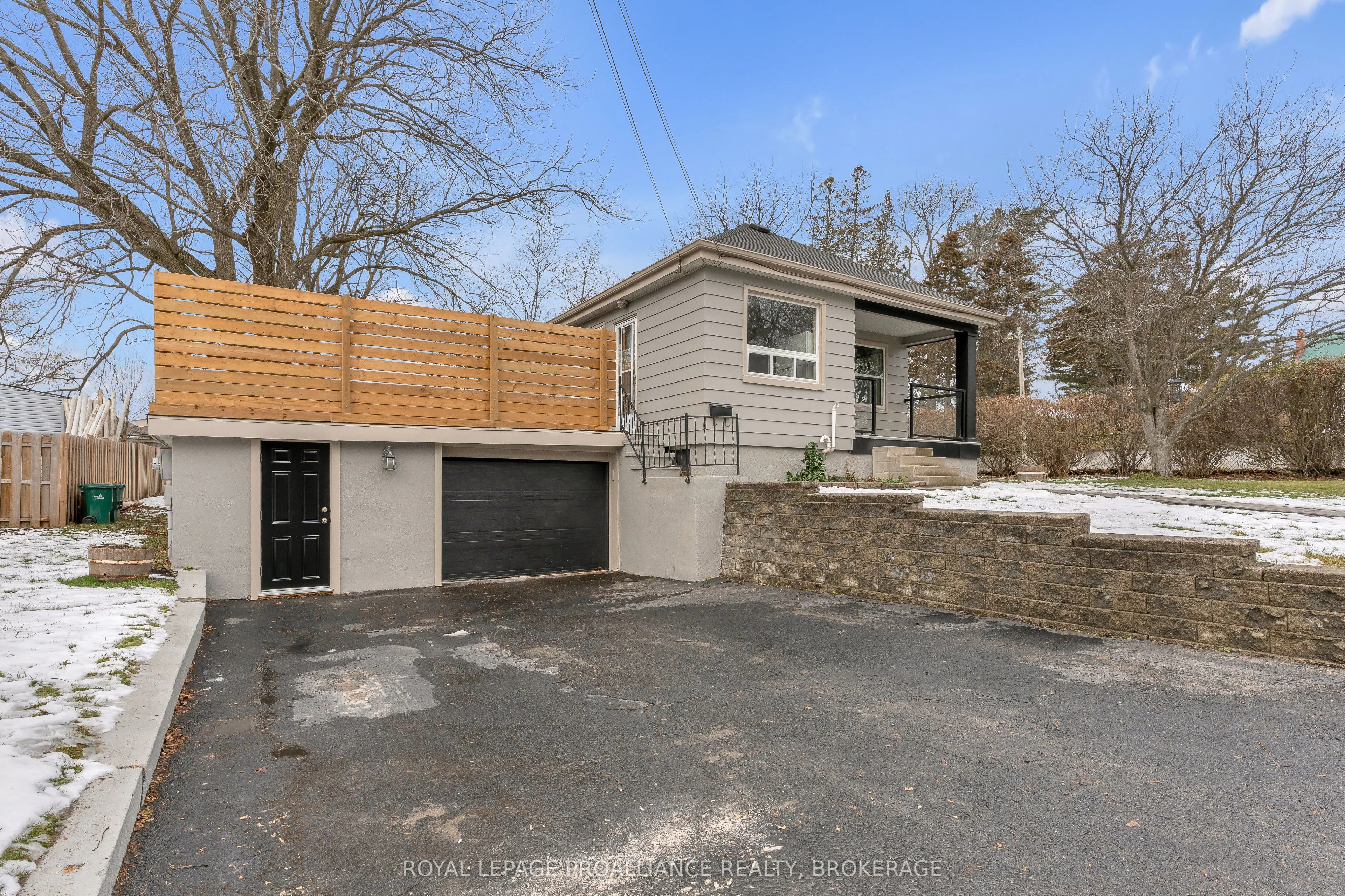 951 Sydenham Road