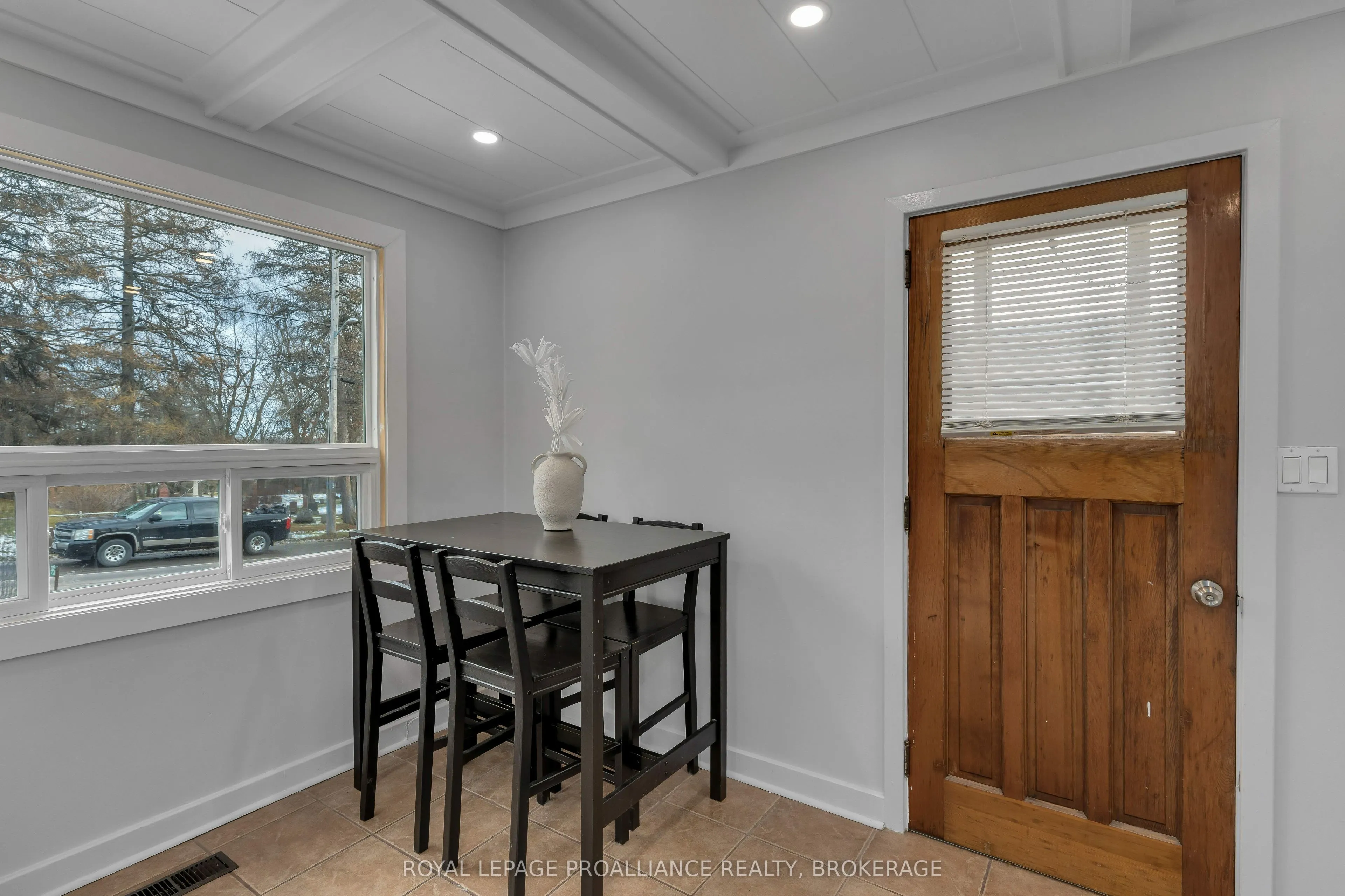951 Sydenham Road