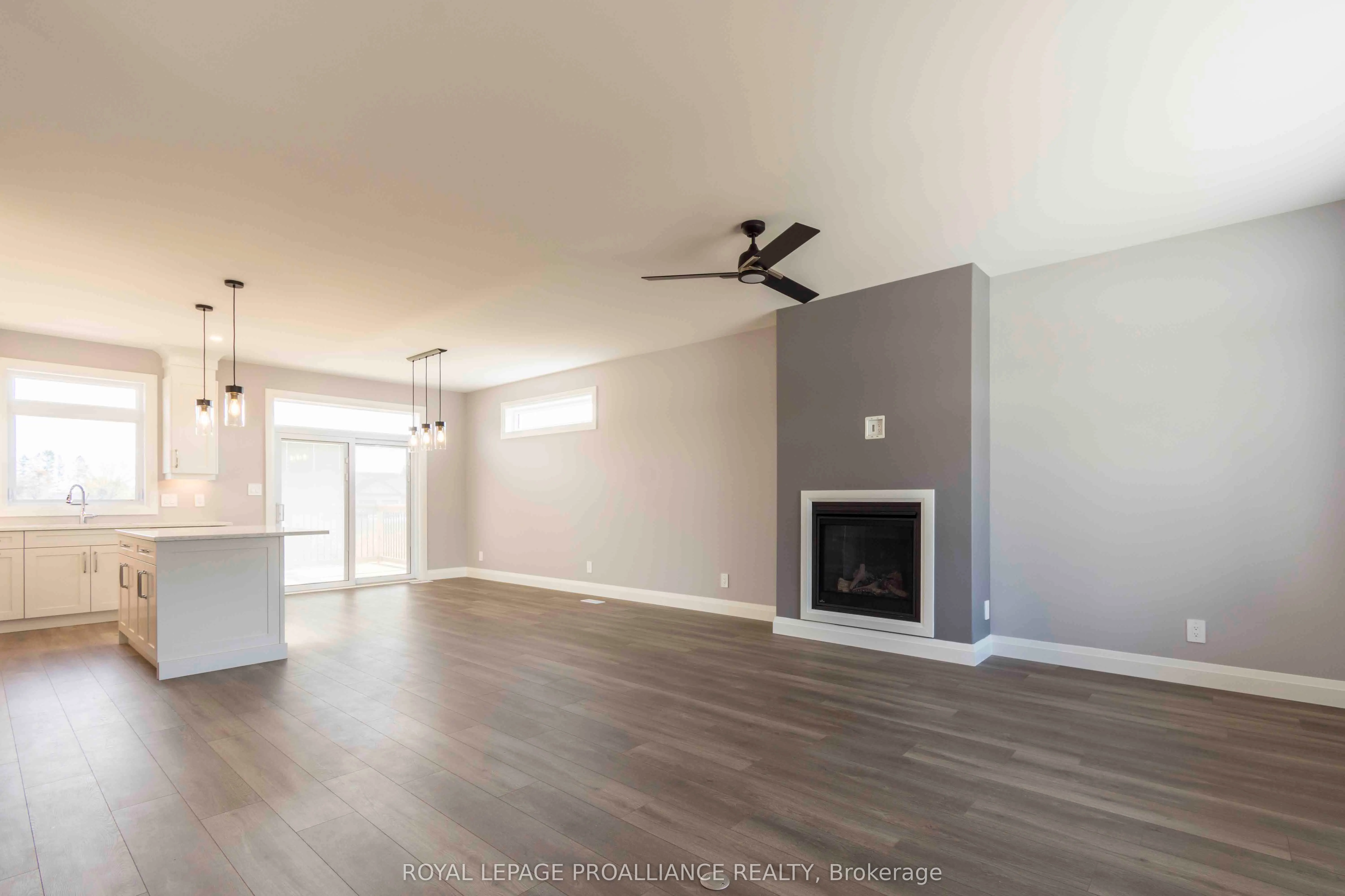 7 MacKenzie John Crescent