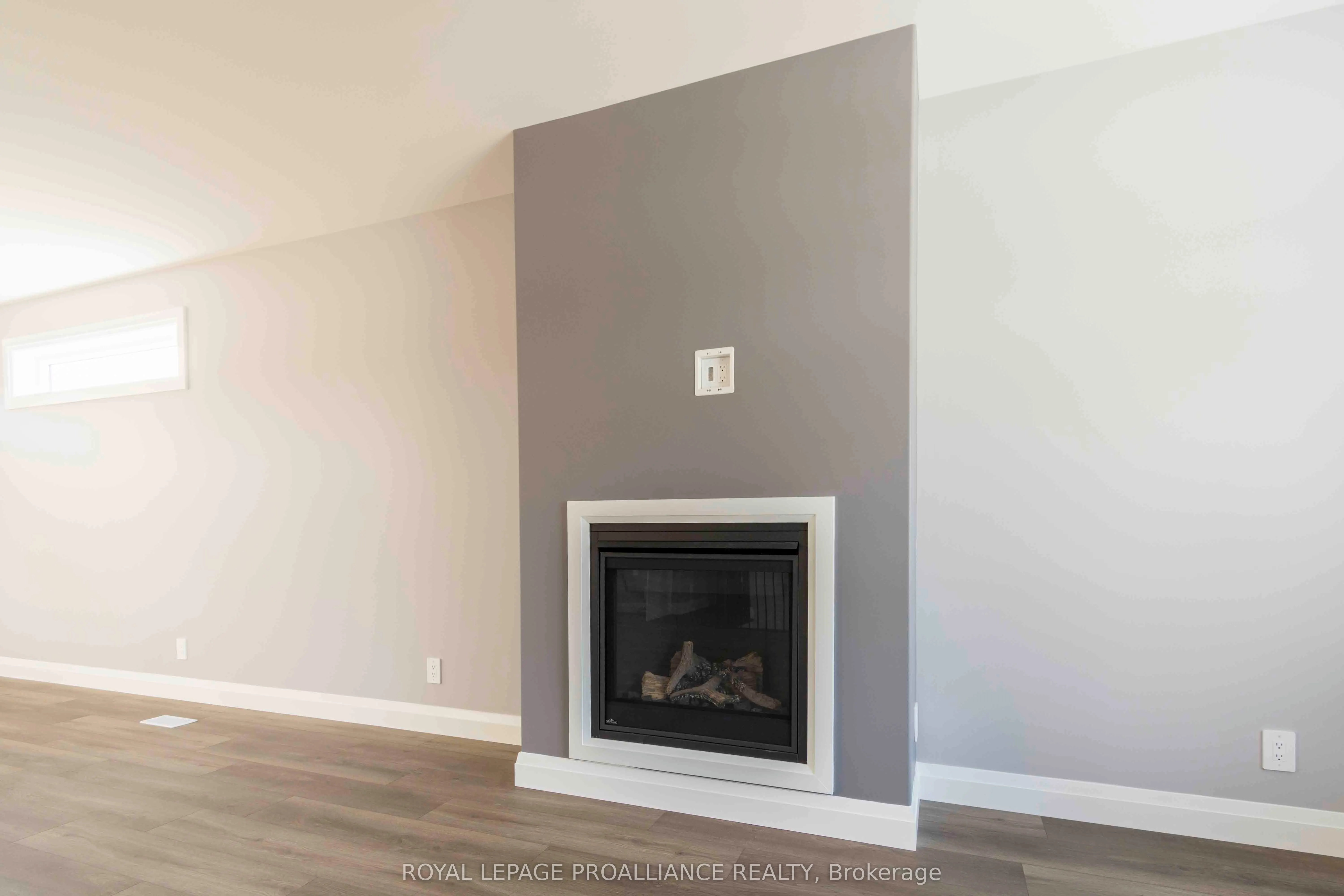 23 MacKenzie John Crescent
