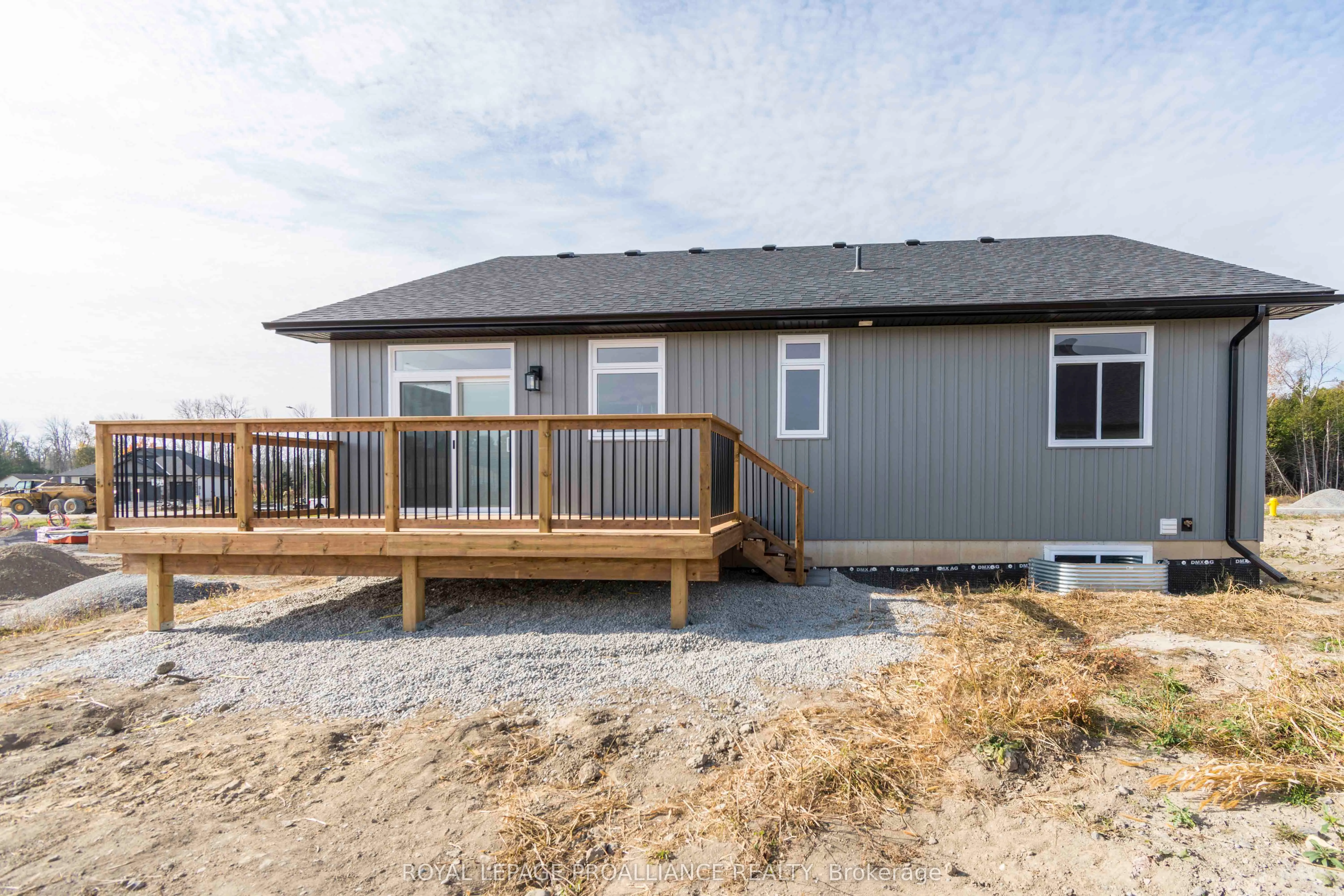 23 MacKenzie John Crescent