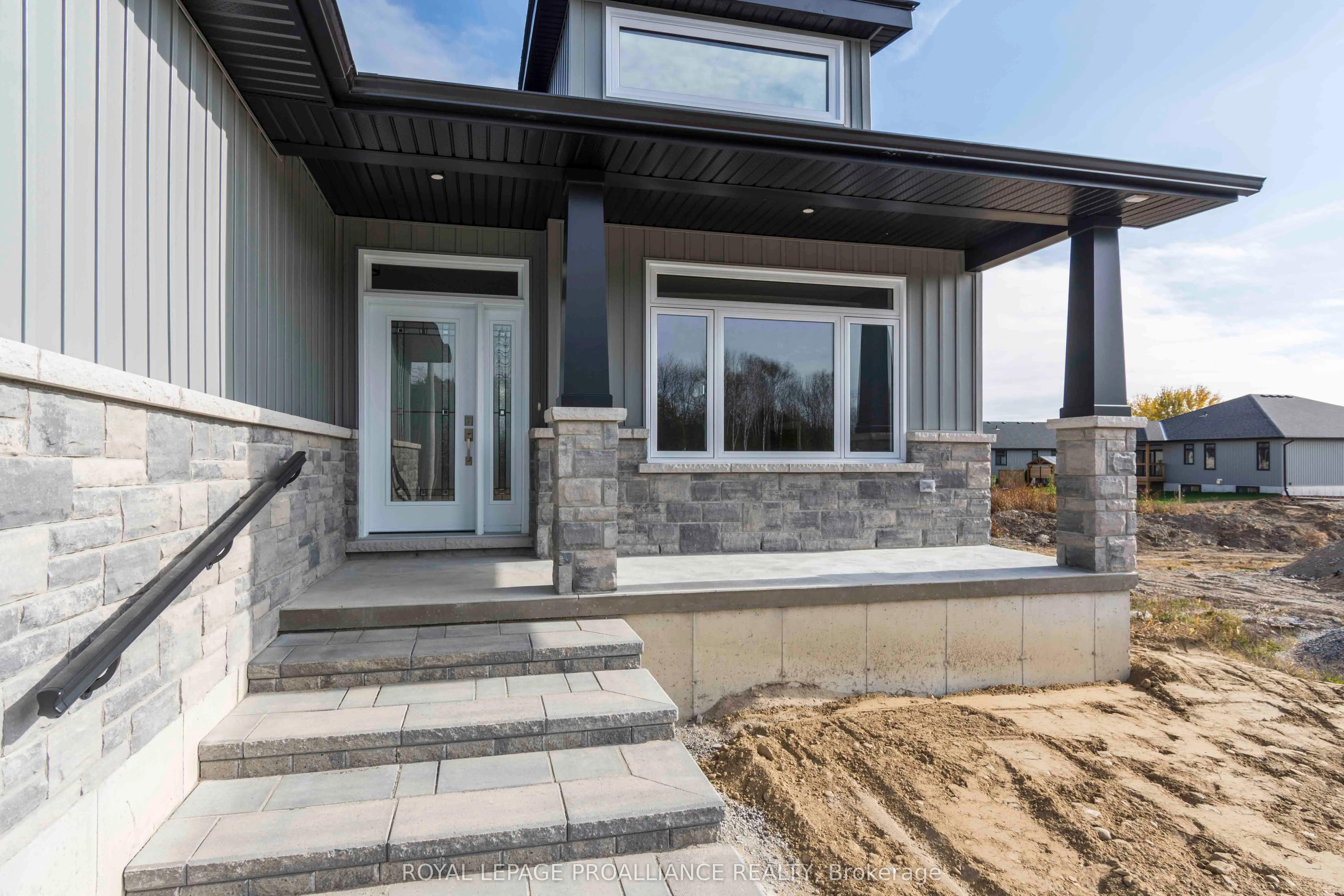 23 MacKenzie John Crescent