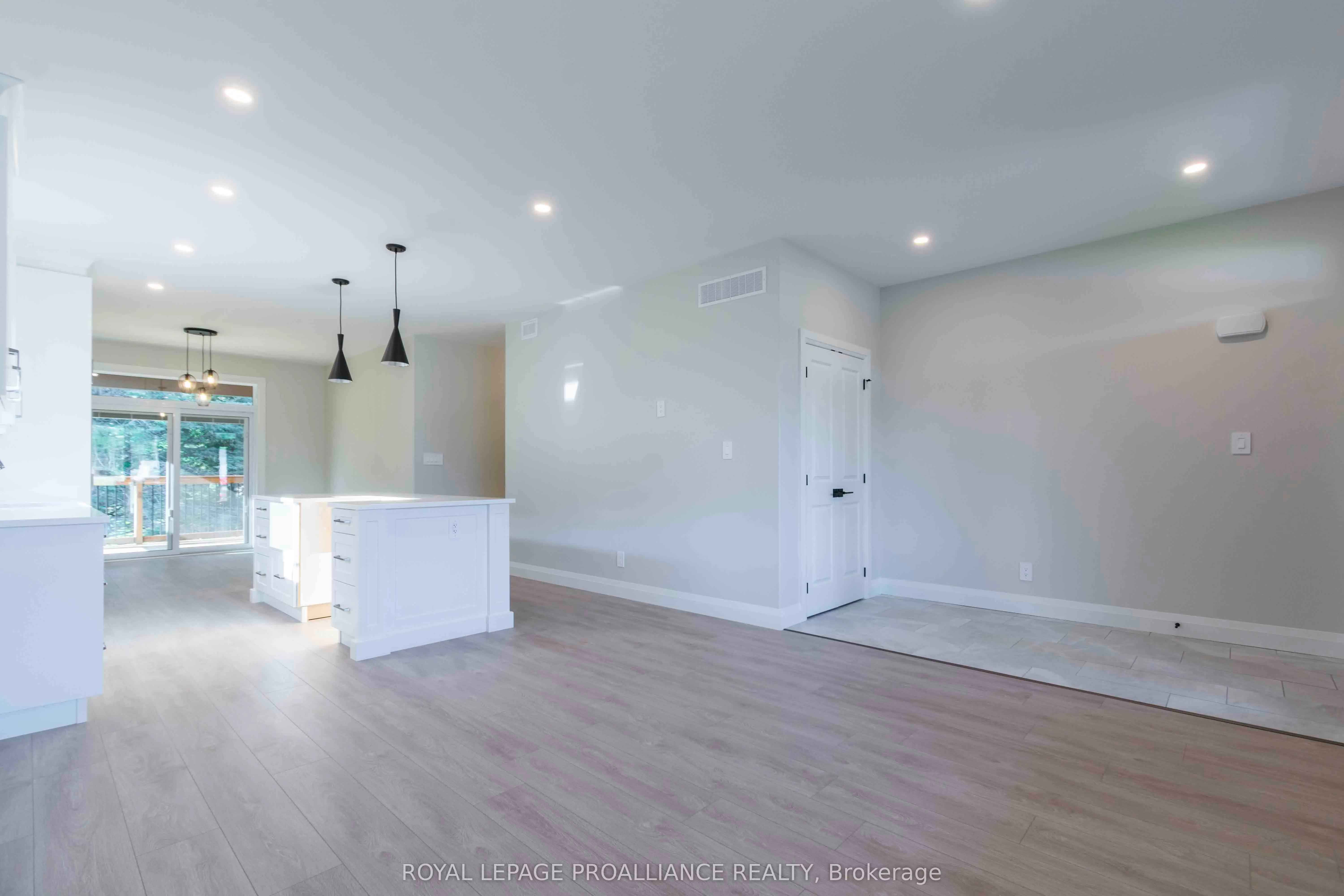 14 MacKenzie John Crescent