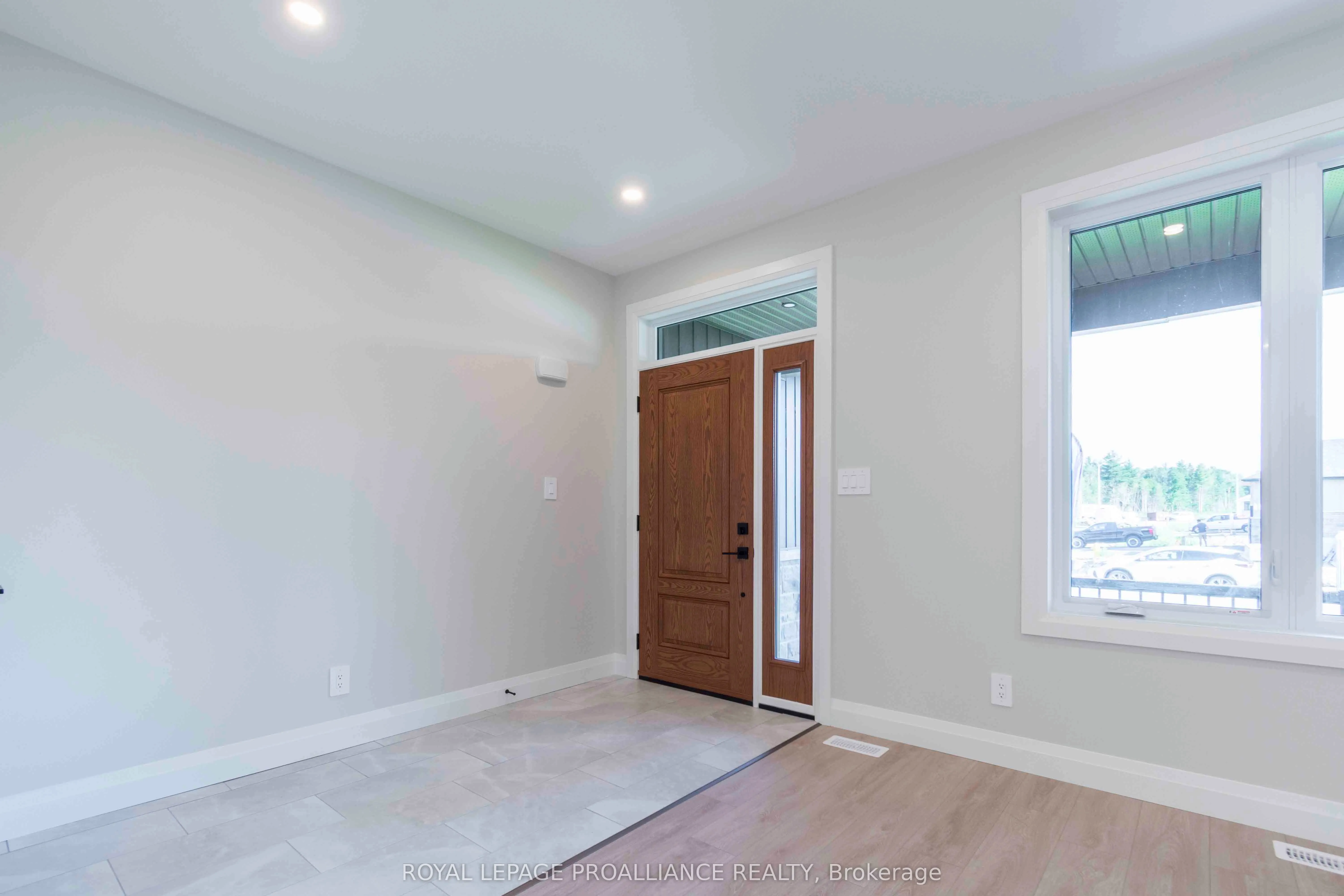 14 MacKenzie John Crescent