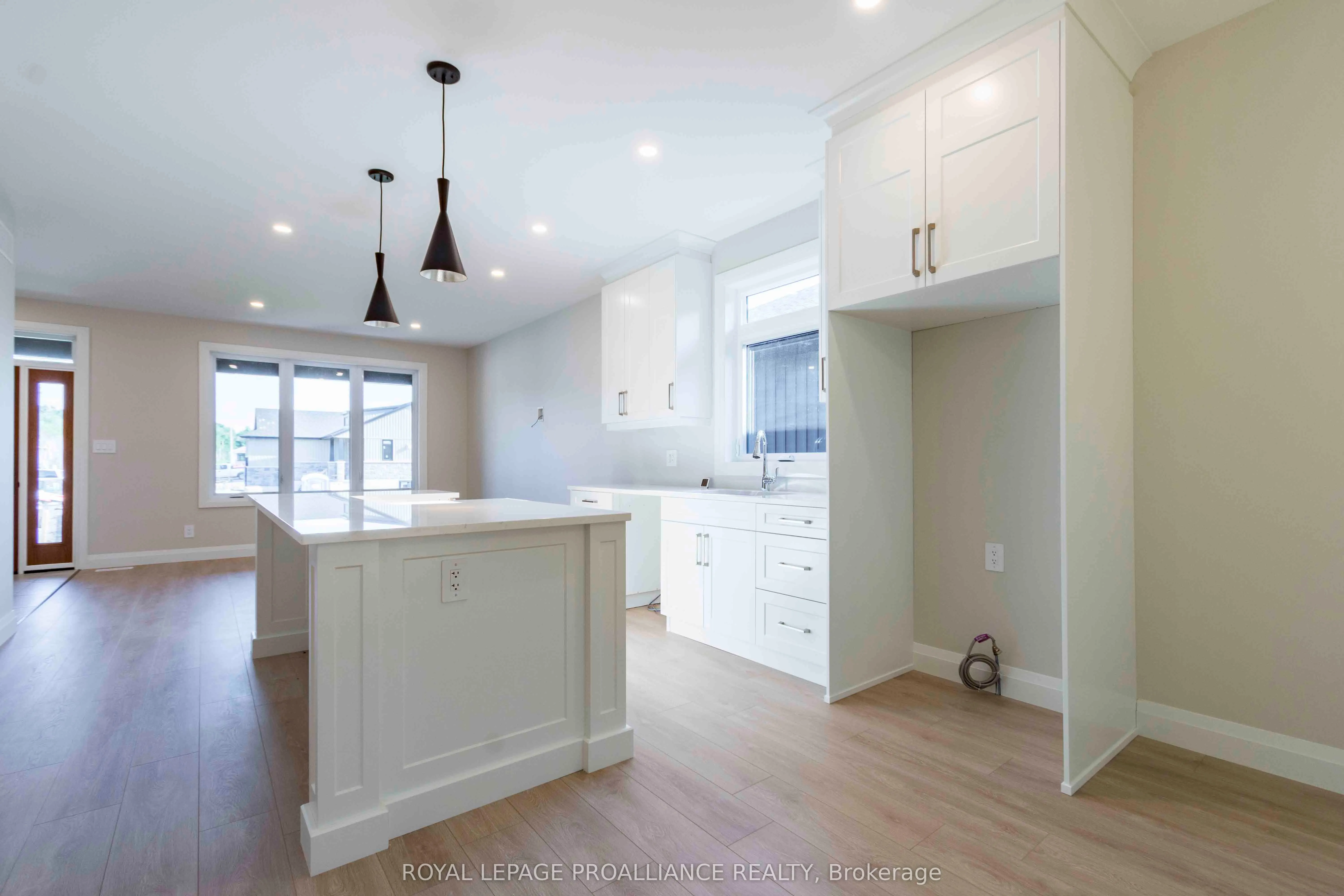 14 MacKenzie John Crescent