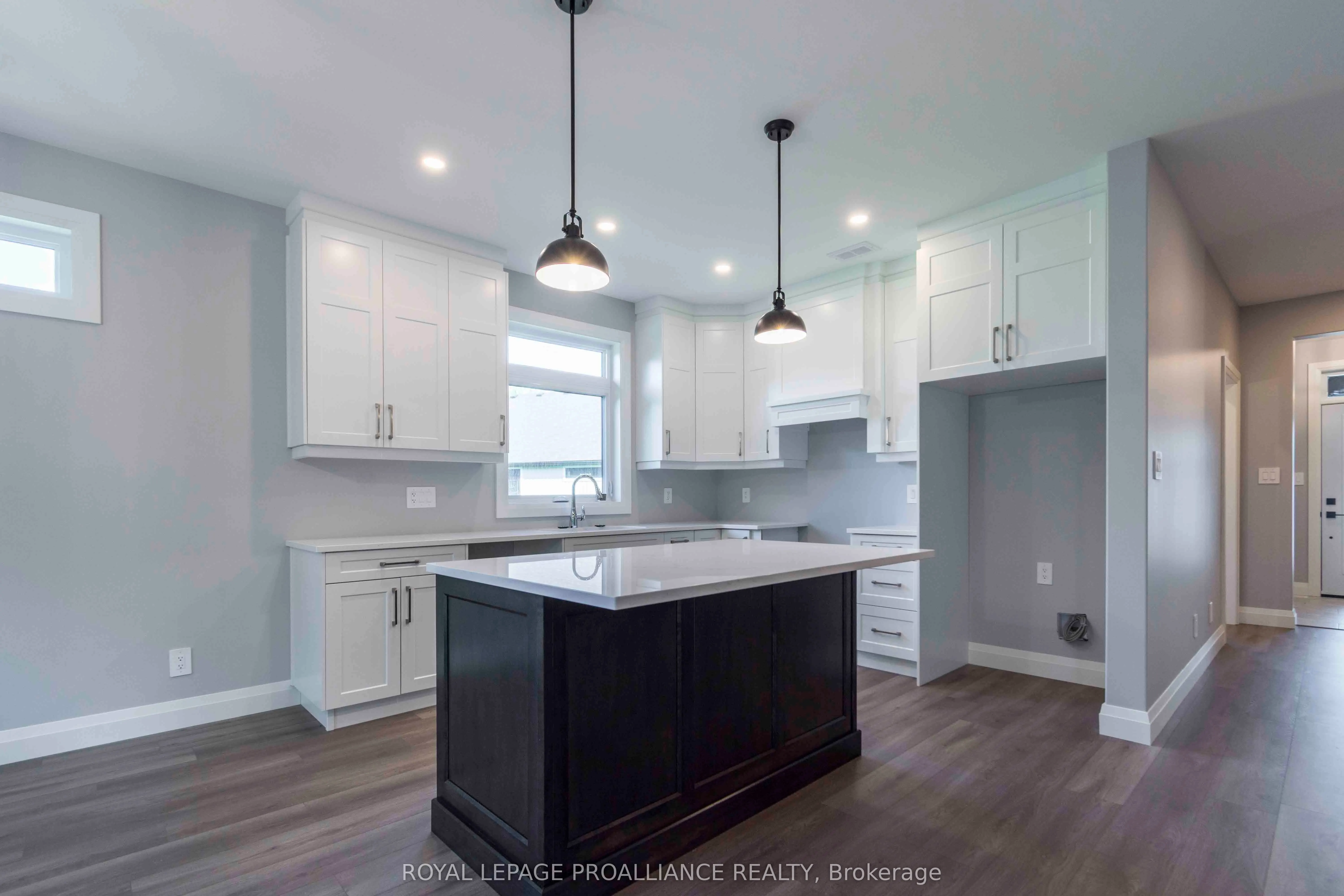 16 Mackenzie John Crescent