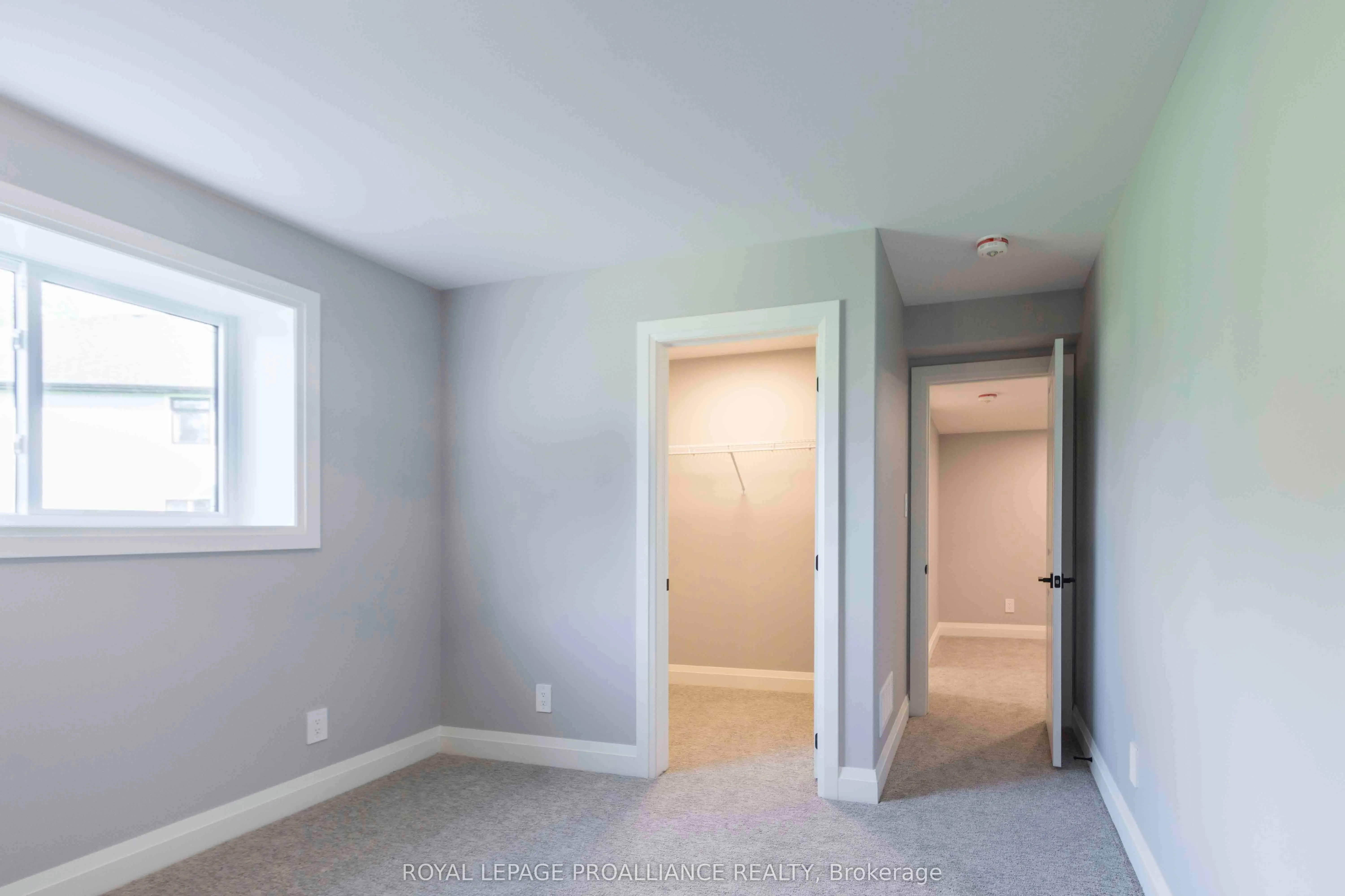 16 Mackenzie John Crescent