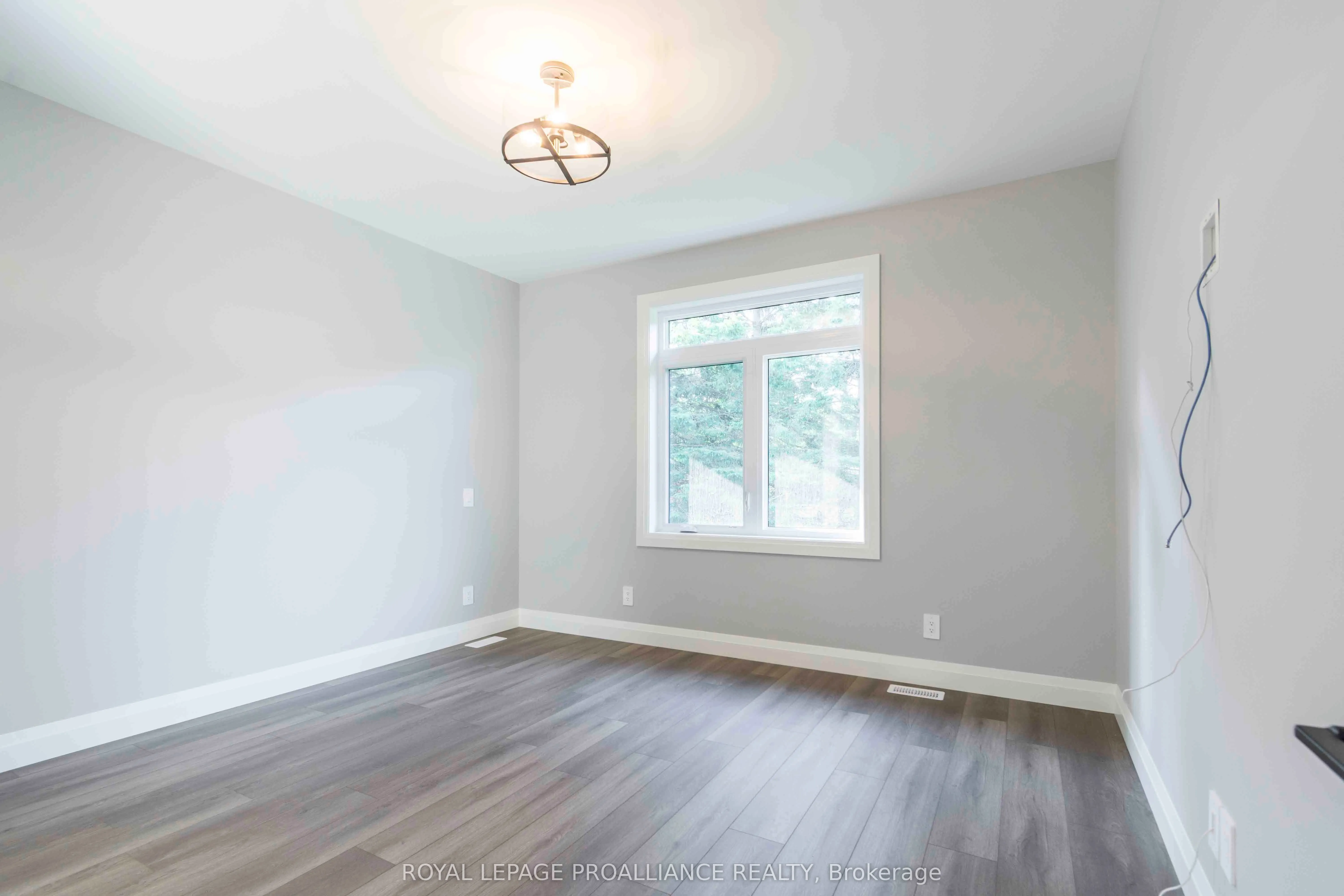 16 Mackenzie John Crescent