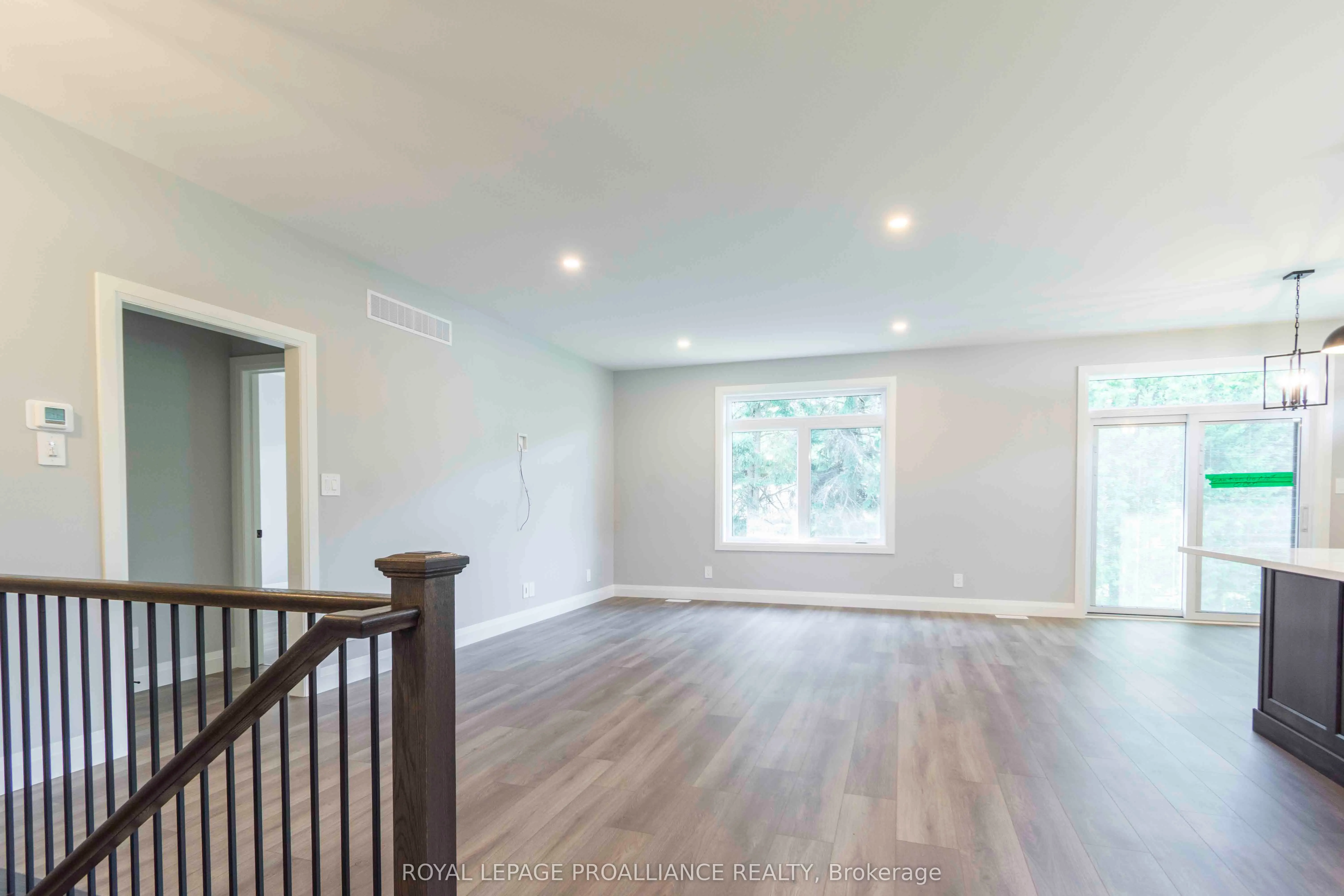 16 Mackenzie John Crescent