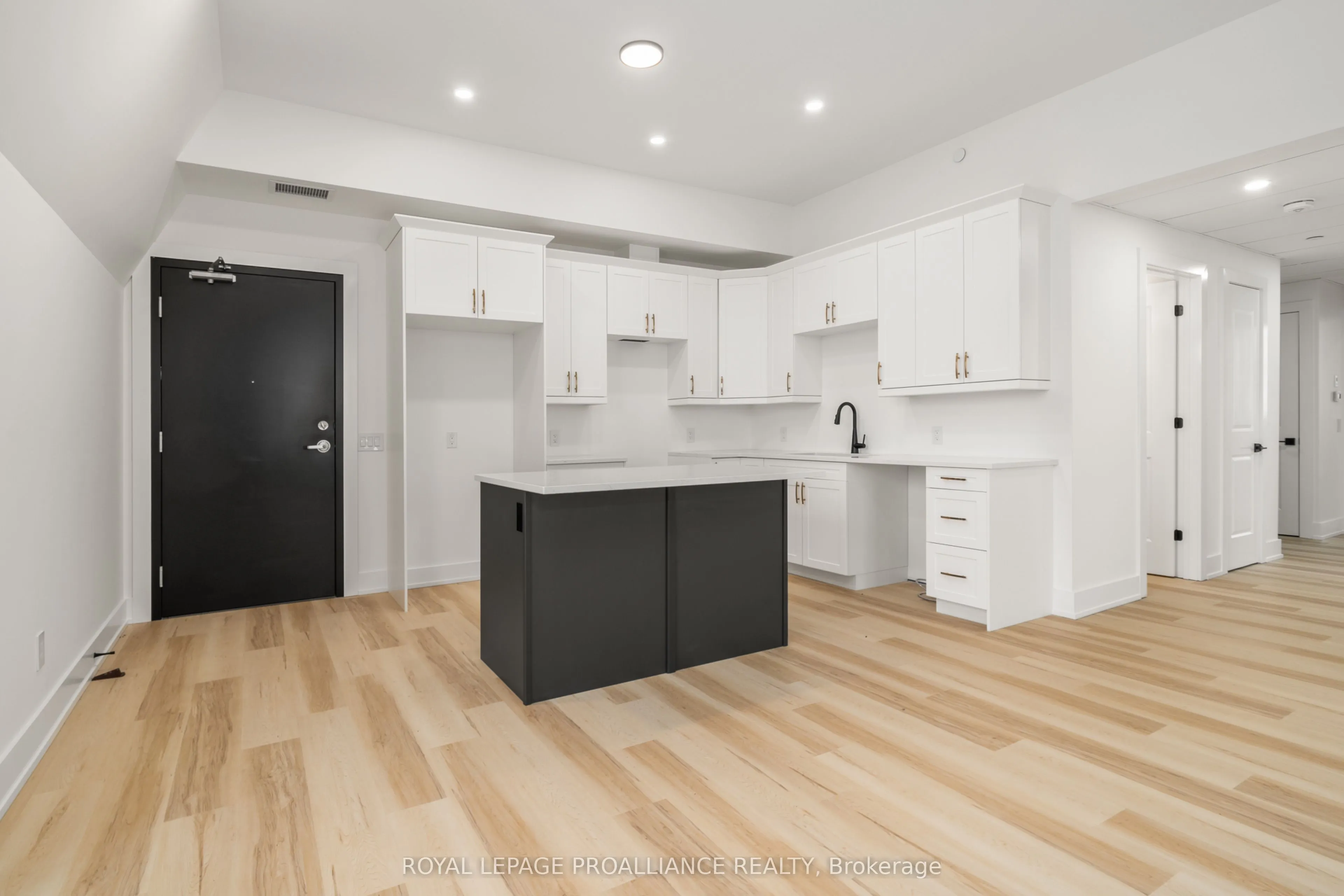 941 Charles Wilson Parkway #301
