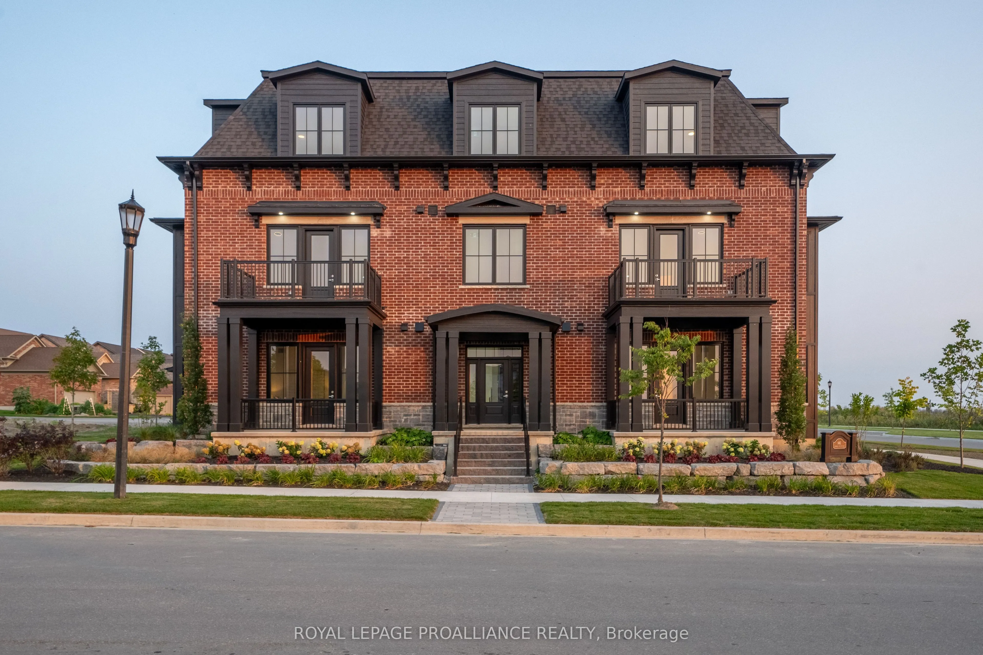 941 Charles Wilson Parkway #301