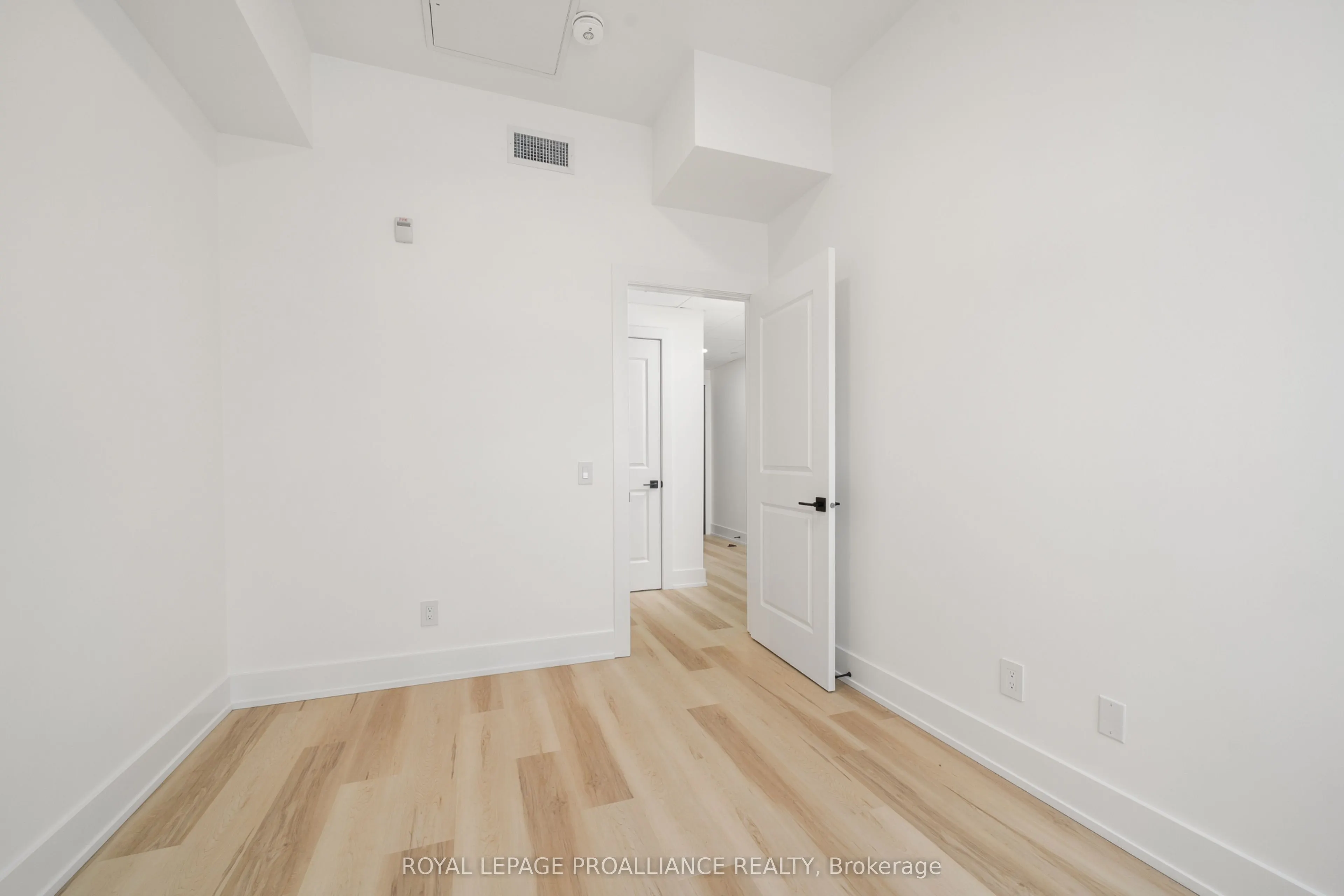 941 Charles Wilson Parkway #301