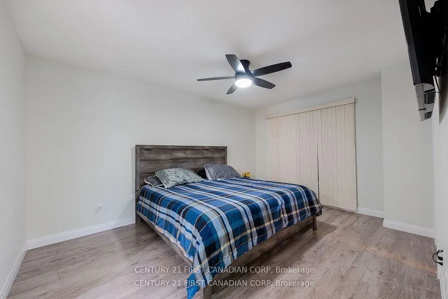 819 KLEINBURG Drive, #36