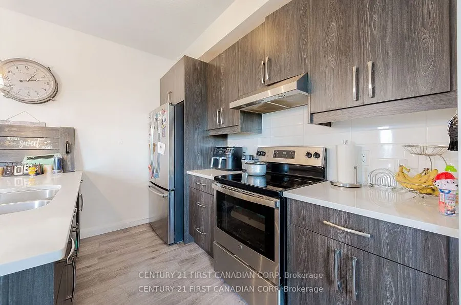 819 KLEINBURG Drive, #36