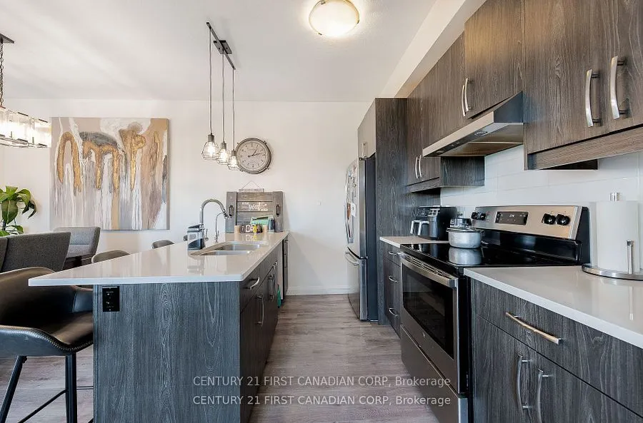 819 KLEINBURG Drive, #36