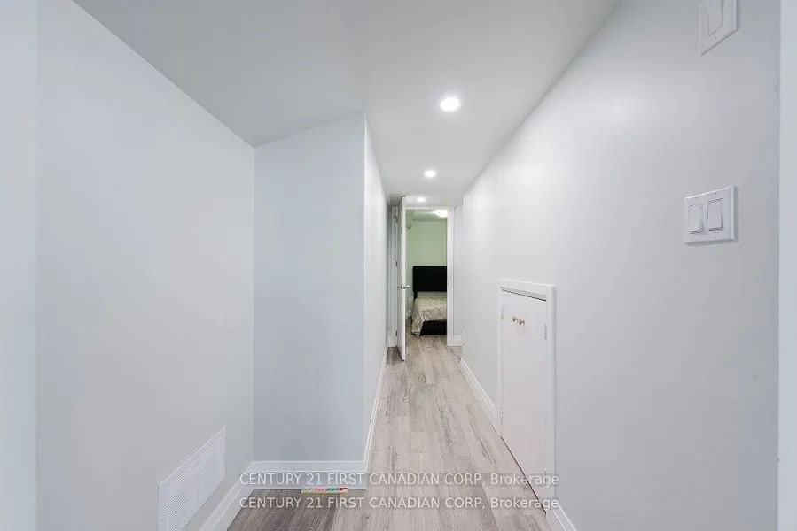 819 KLEINBURG Drive, #36