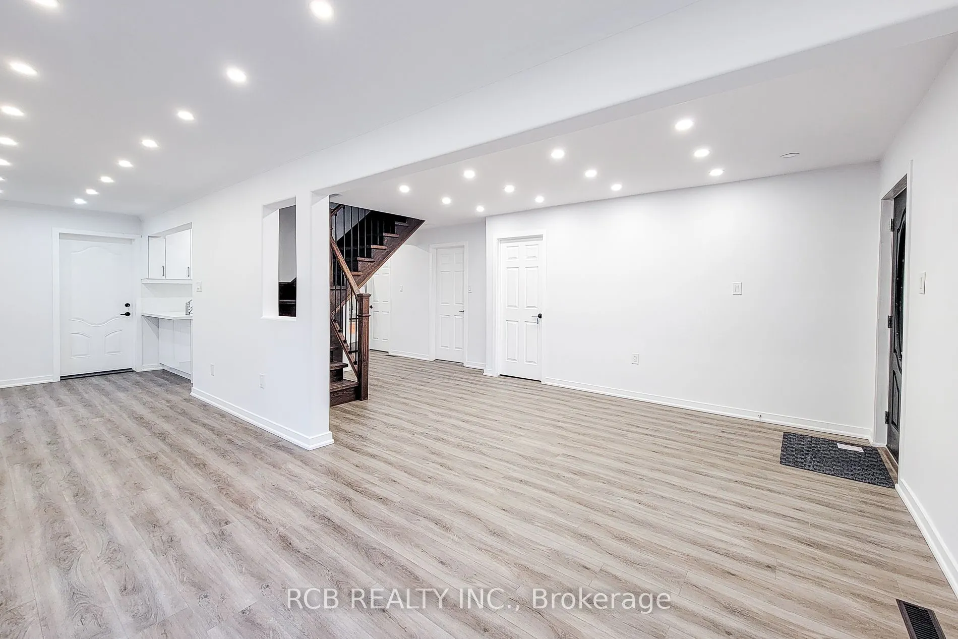 184 Beach Boulevard