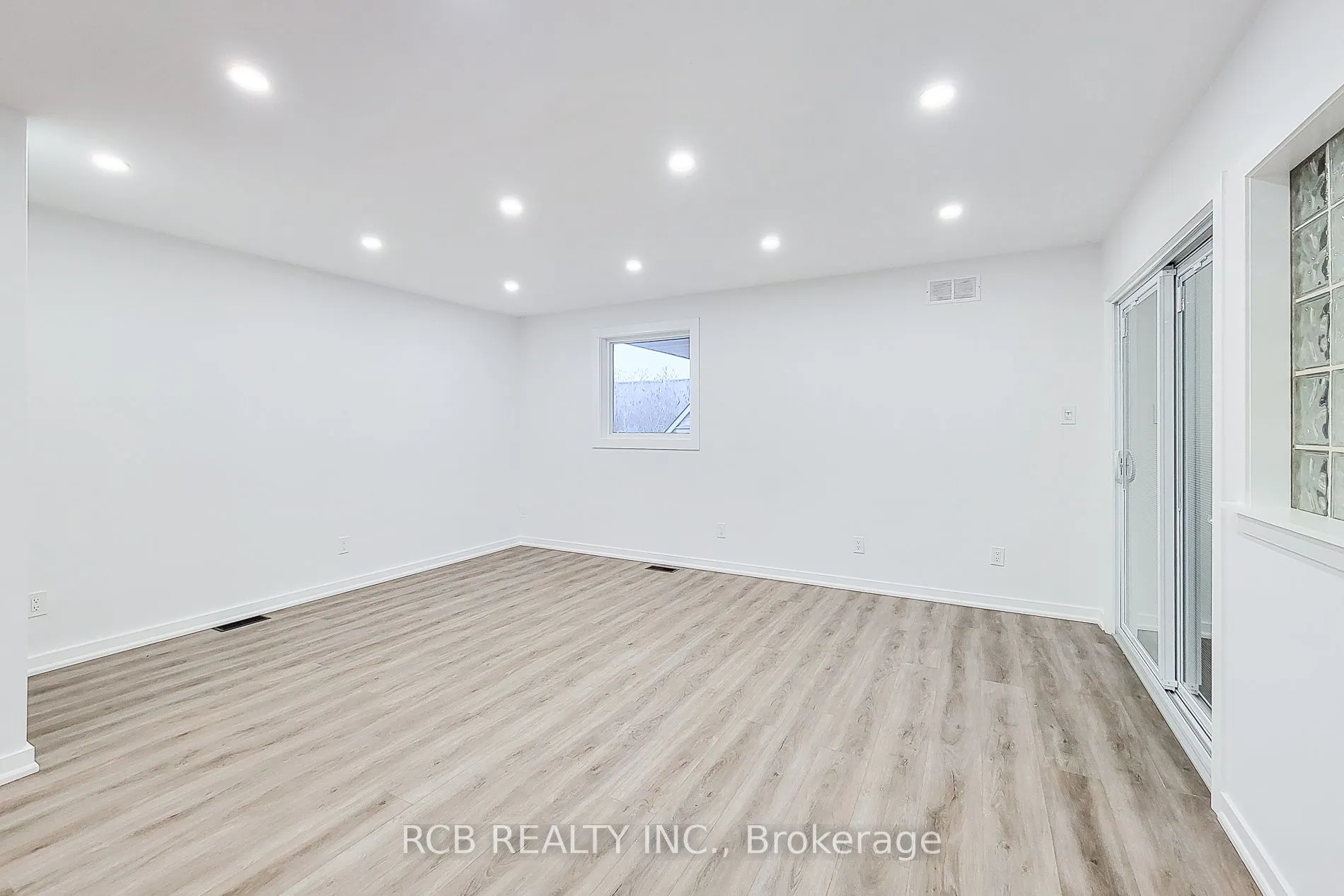 184 Beach Boulevard