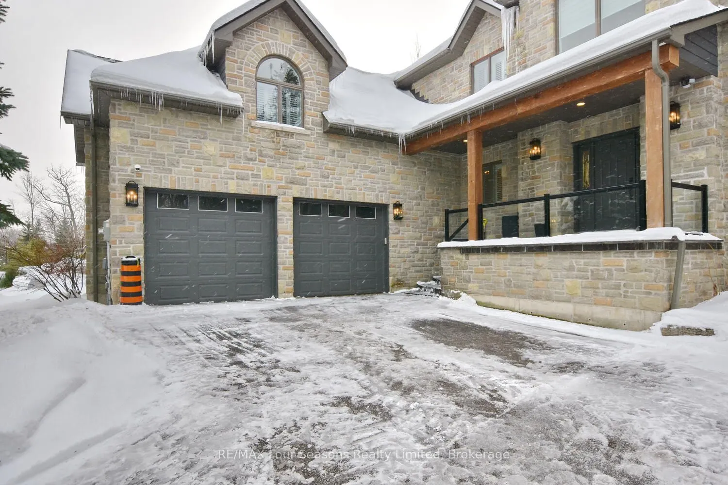 129 Blueski George Crescent