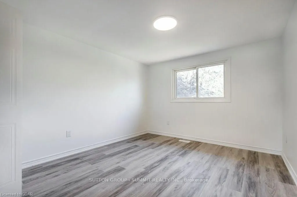 2 Grandridge Crescent